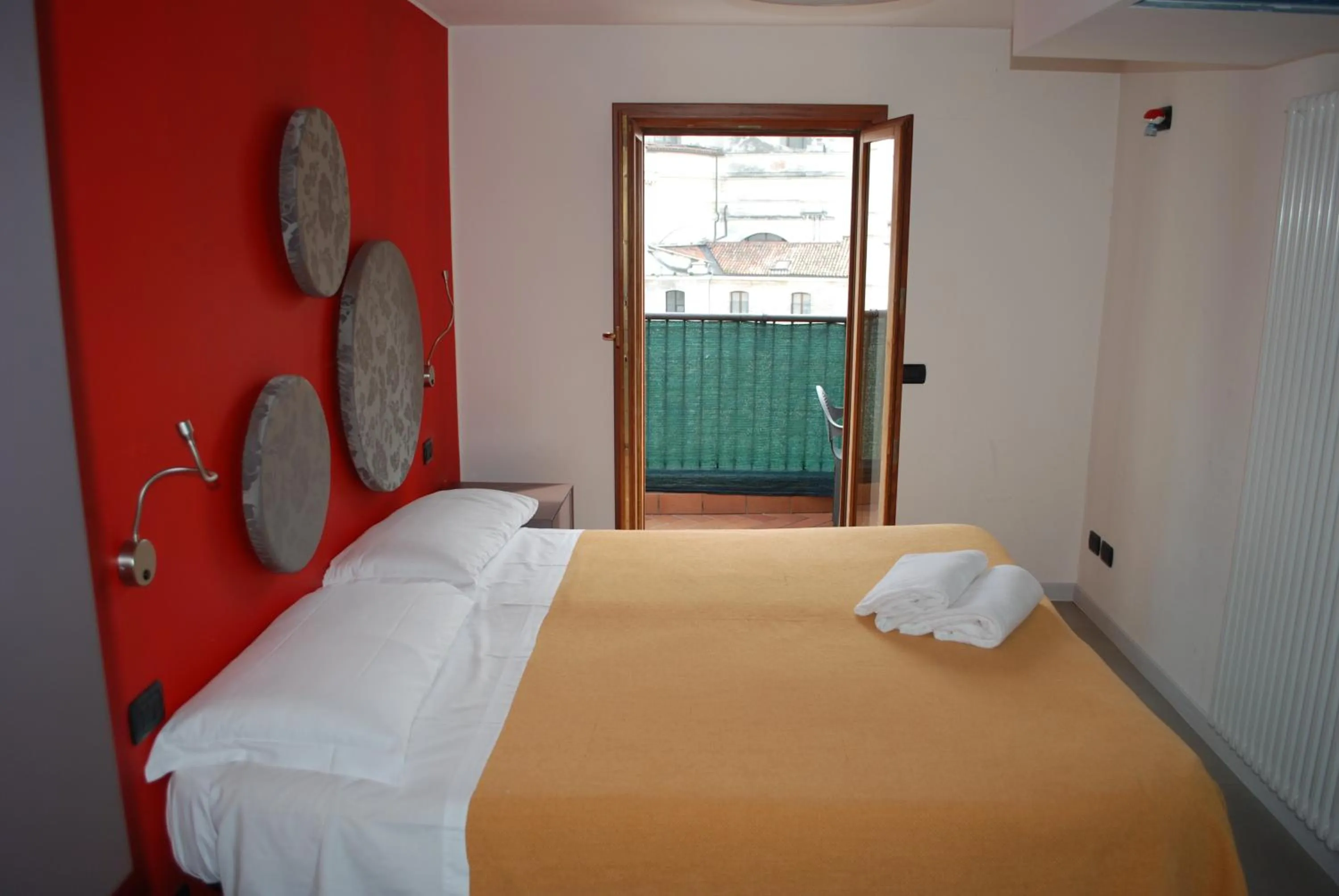 Bed in Hotel San Geremia