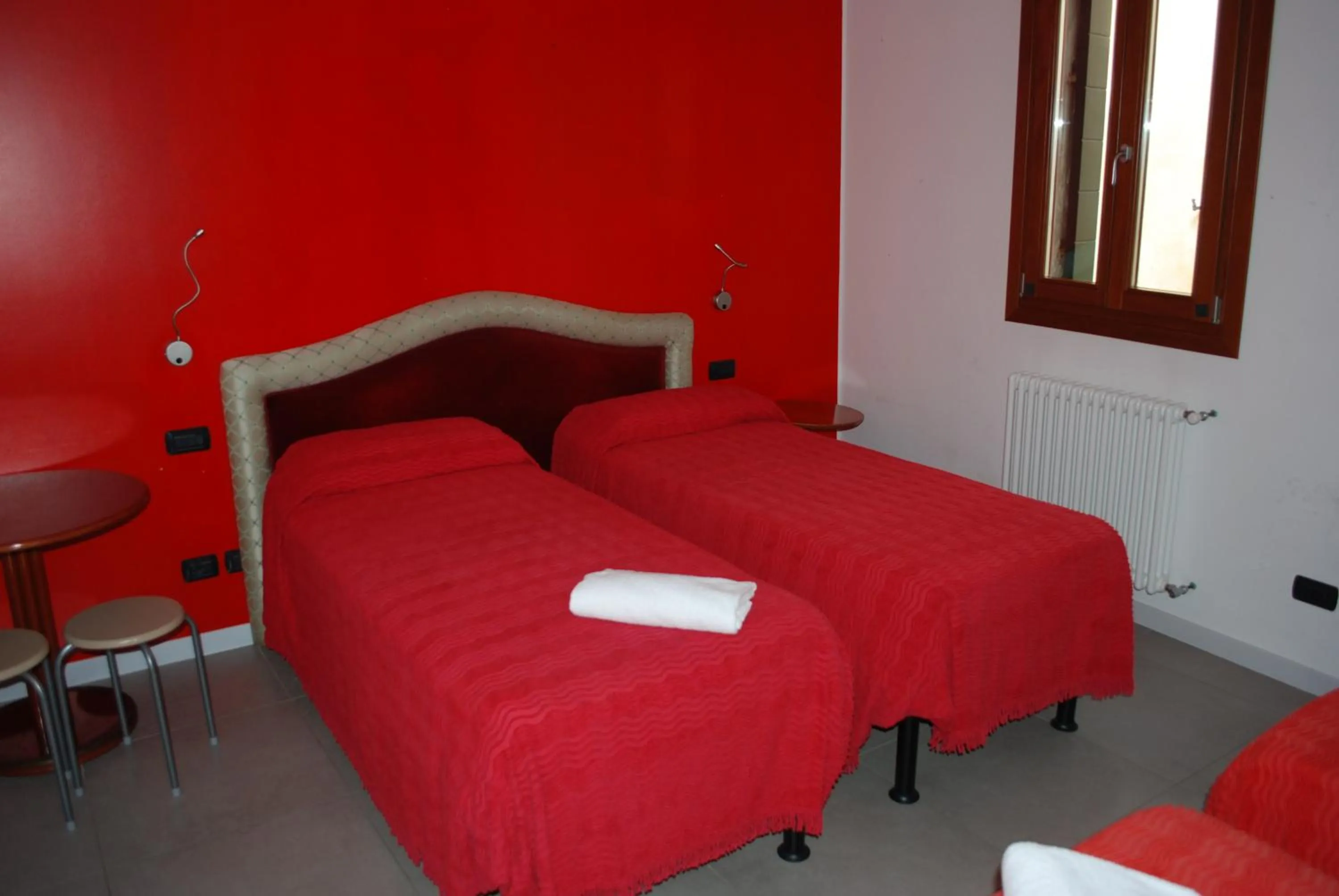 Photo of the whole room, Bed in Hotel San Geremia