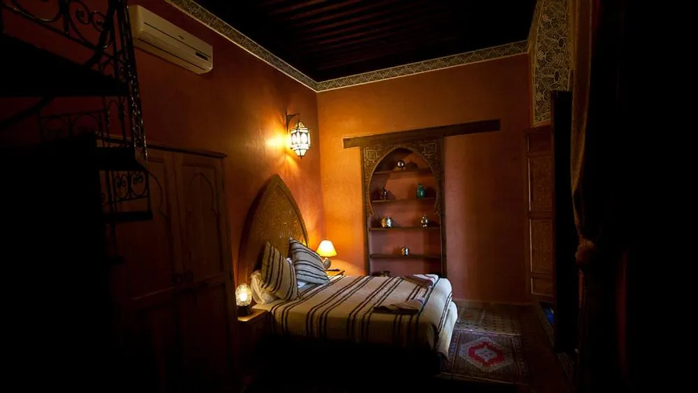 Bed in Riad Layalina Fes