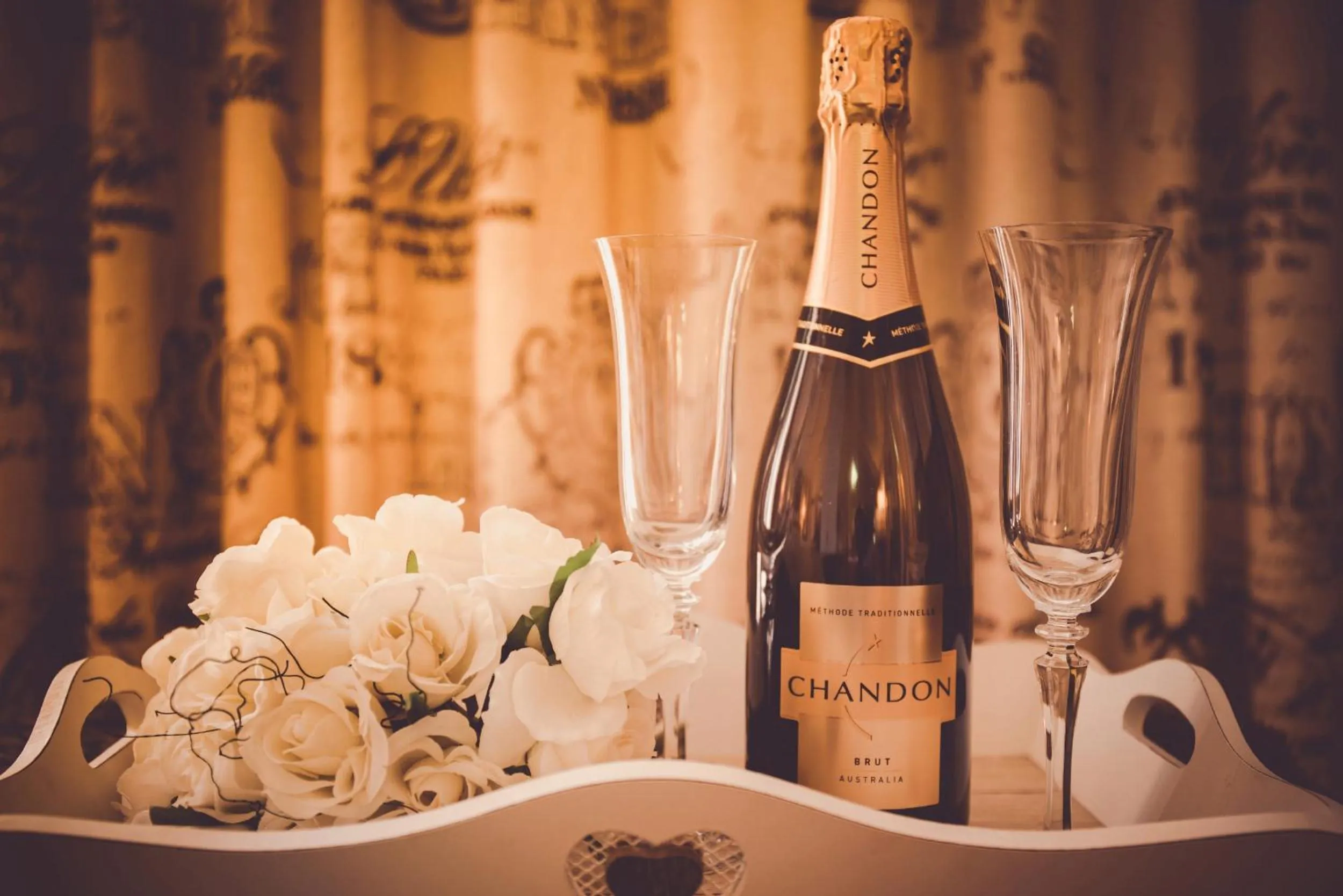 Decorative detail in Belle Le Vie