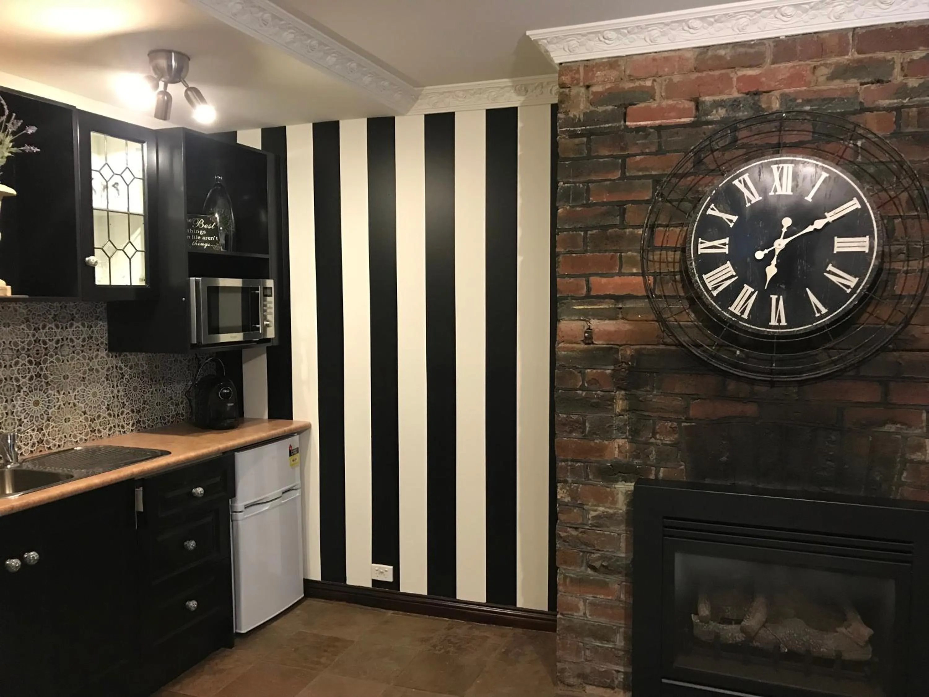 Coffee/tea facilities in Belle Le Vie