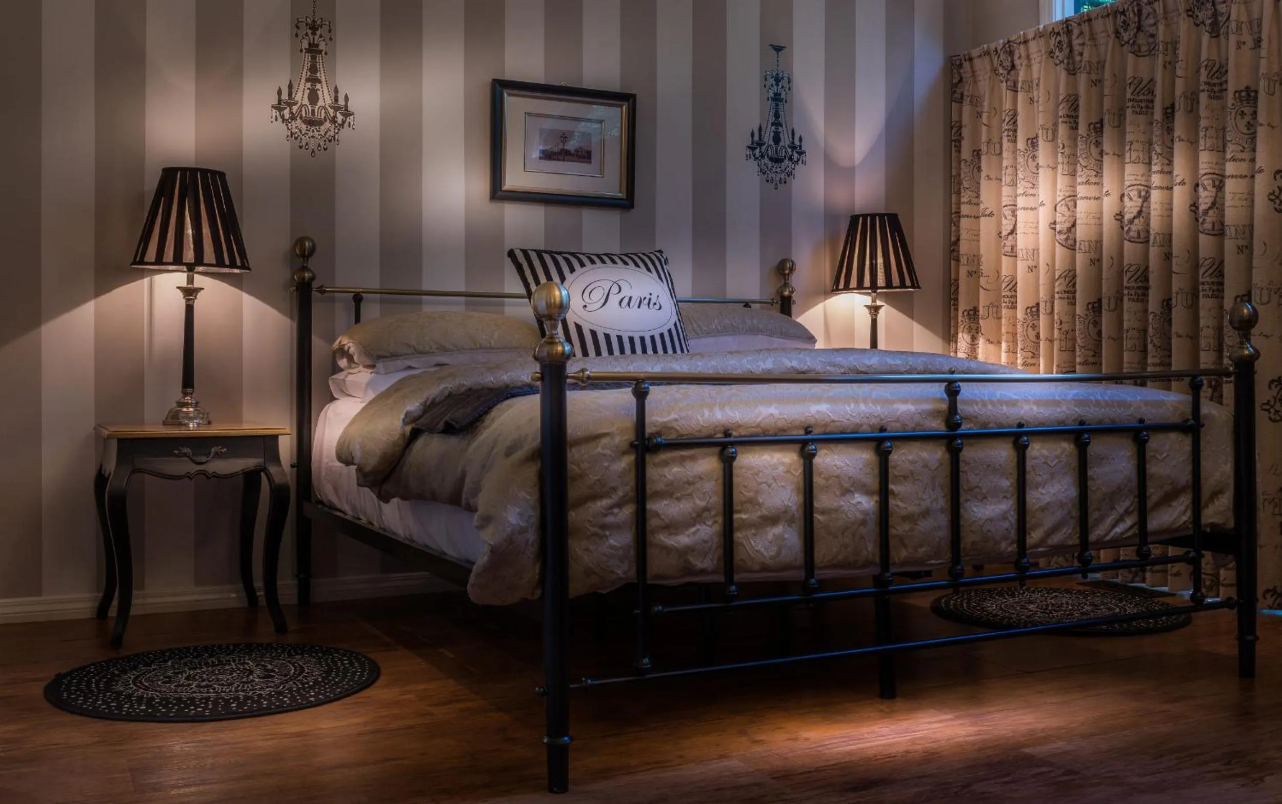 Decorative detail, Bed in Belle Le Vie