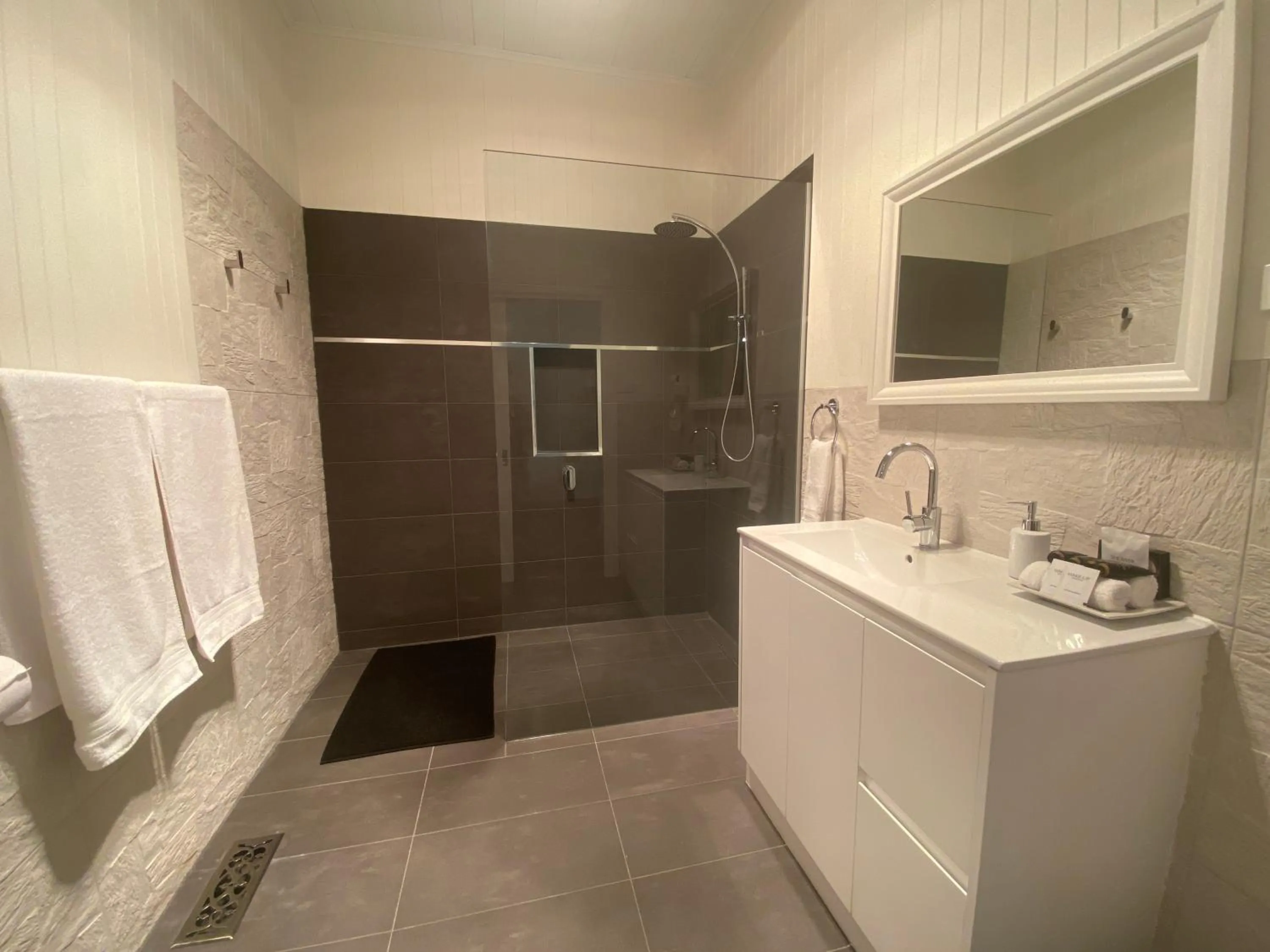 Bathroom in Belle Le Vie