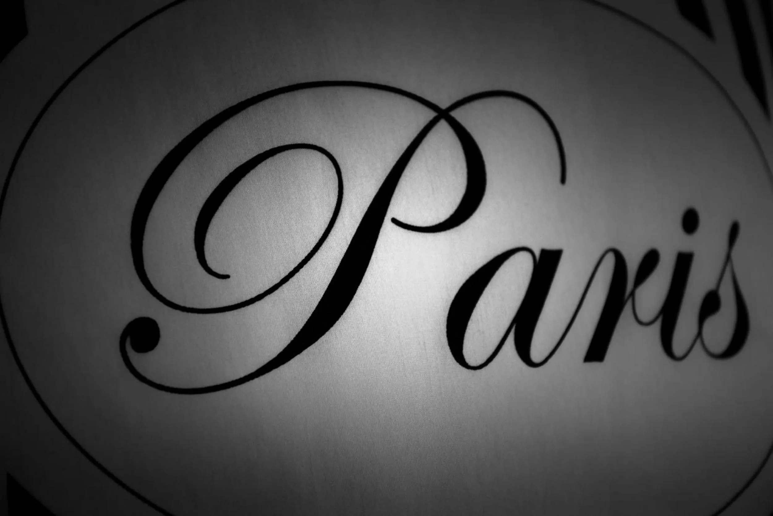 Decorative detail in Belle Le Vie