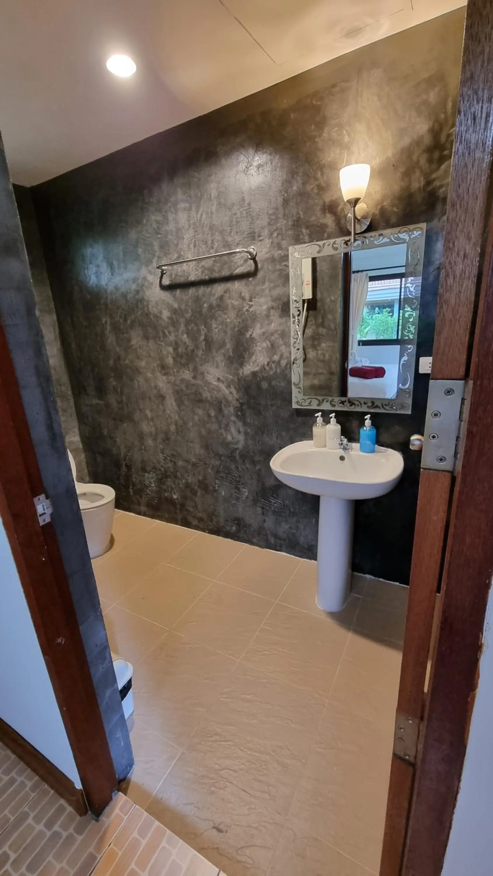 Shower in PawPaw Resort