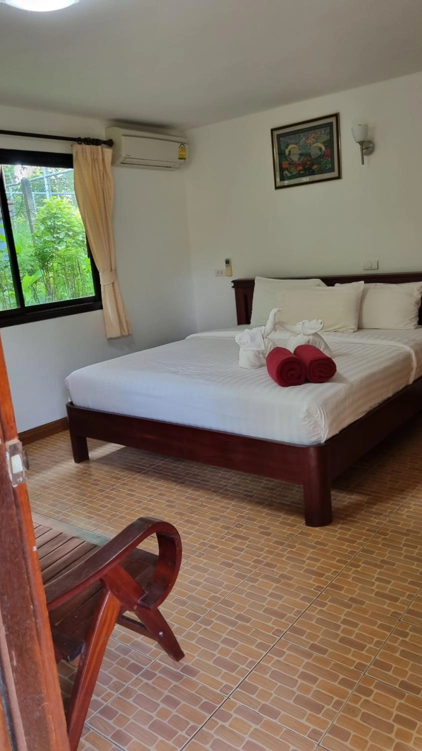 Bed in PawPaw Resort