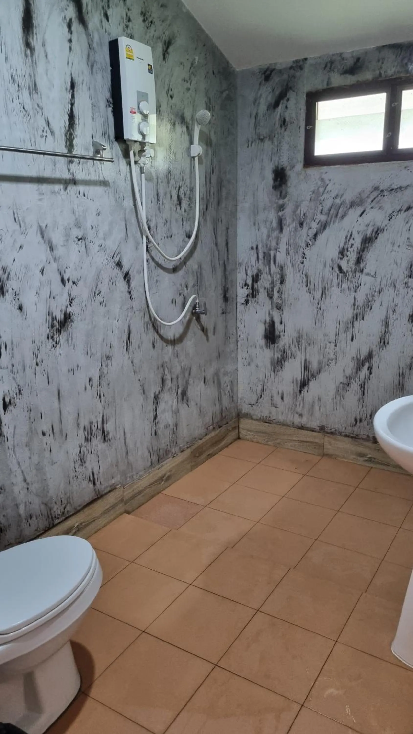 Shower in PawPaw Resort