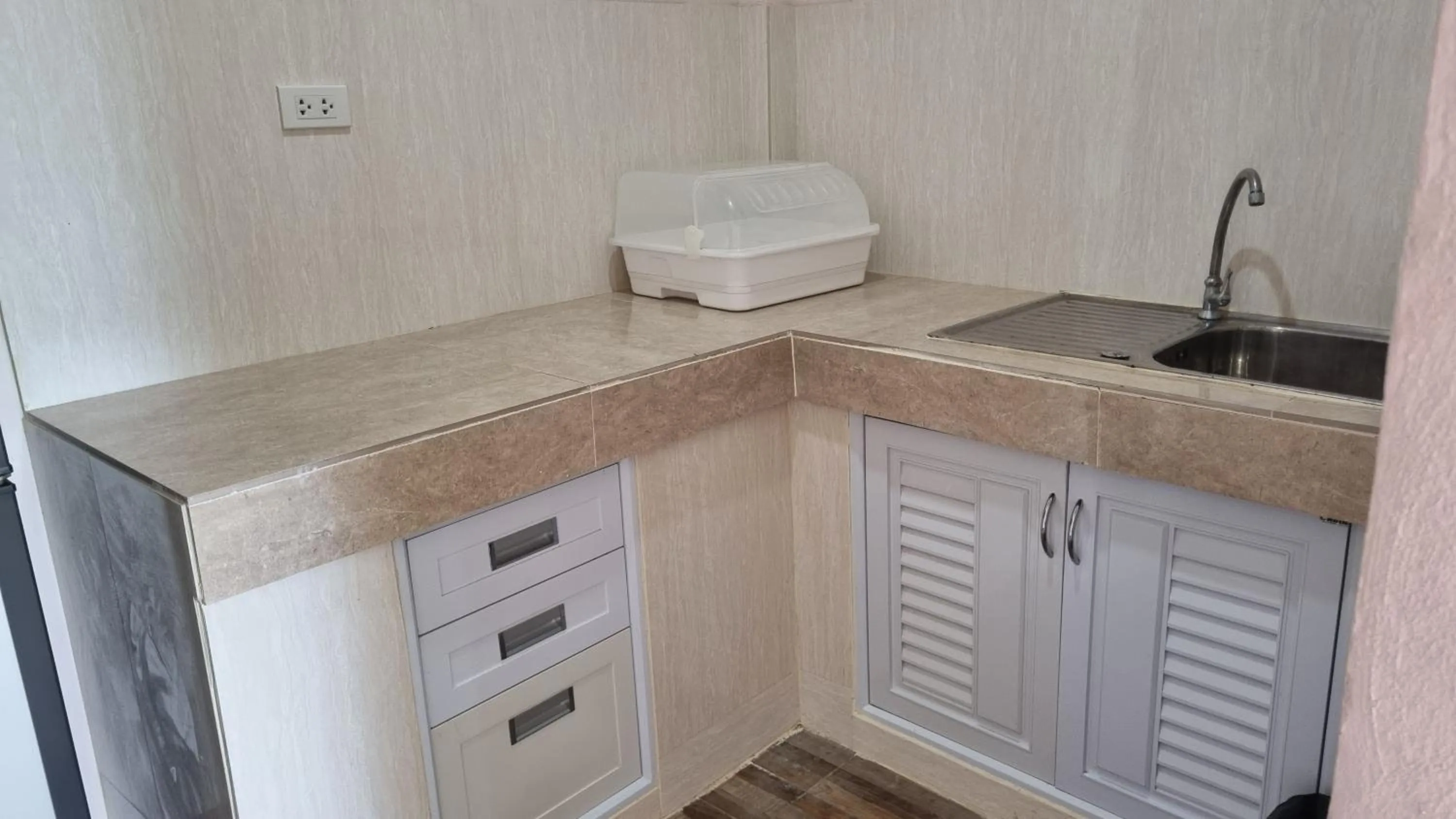 Kitchen or kitchenette in PawPaw Resort