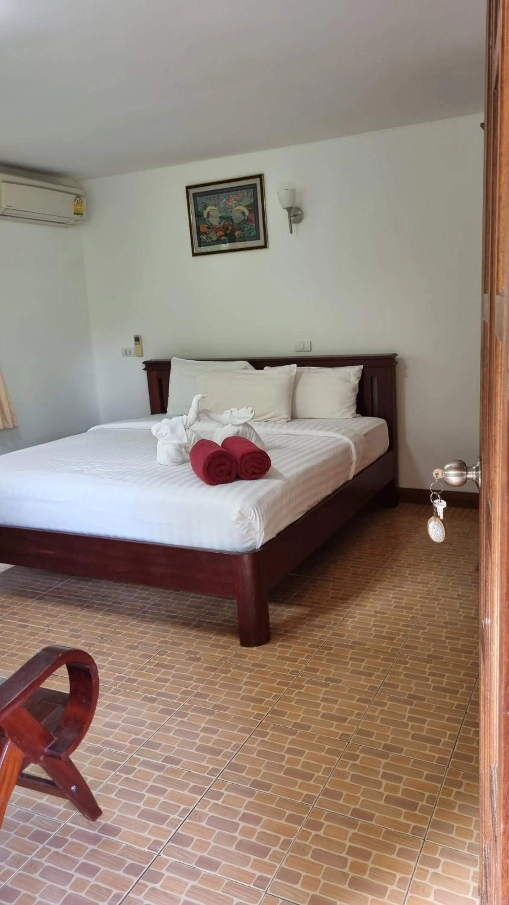 Bed in PawPaw Resort