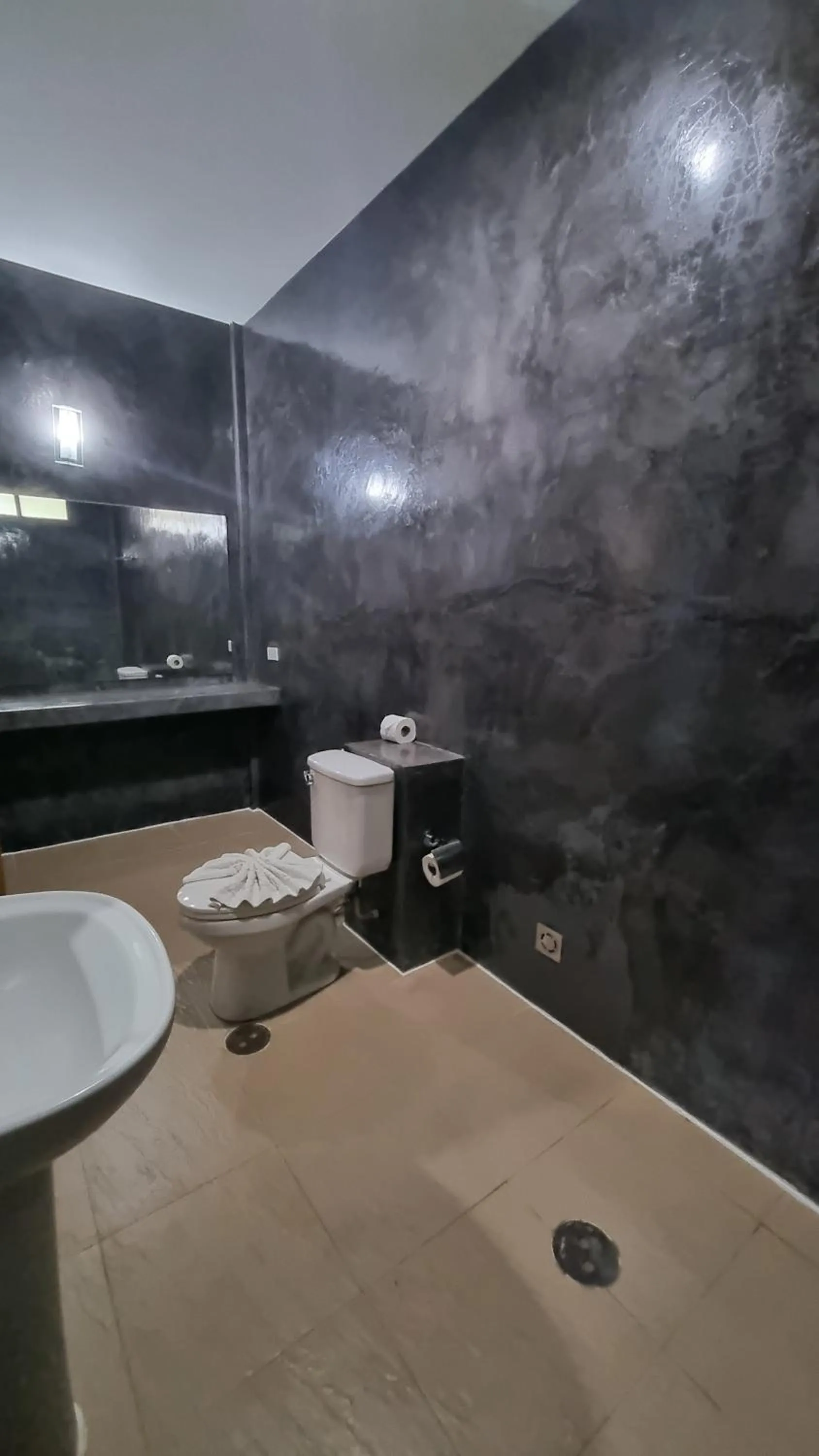 Shower in PawPaw Resort