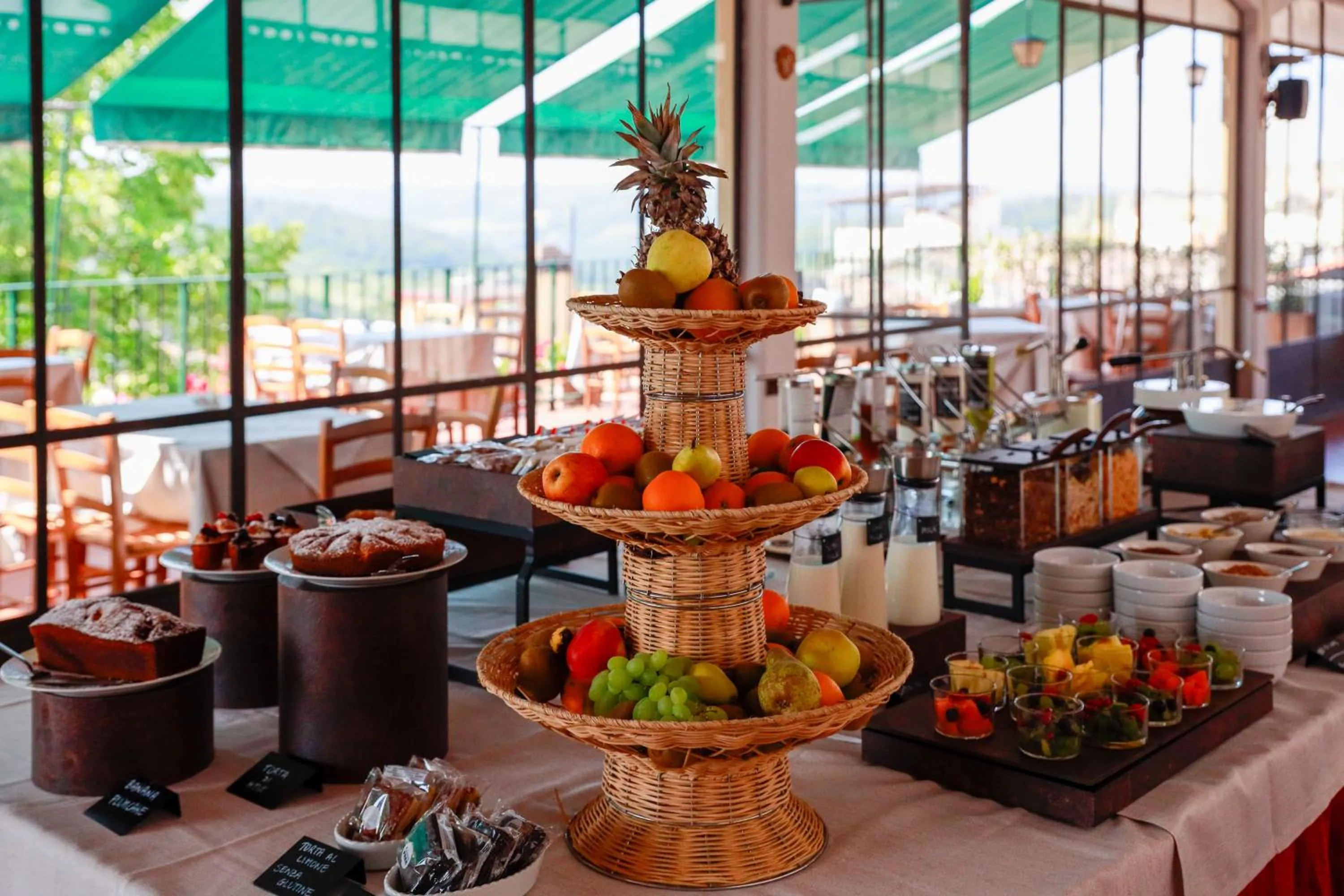 Food and drinks in Hotel Bellavista Impruneta