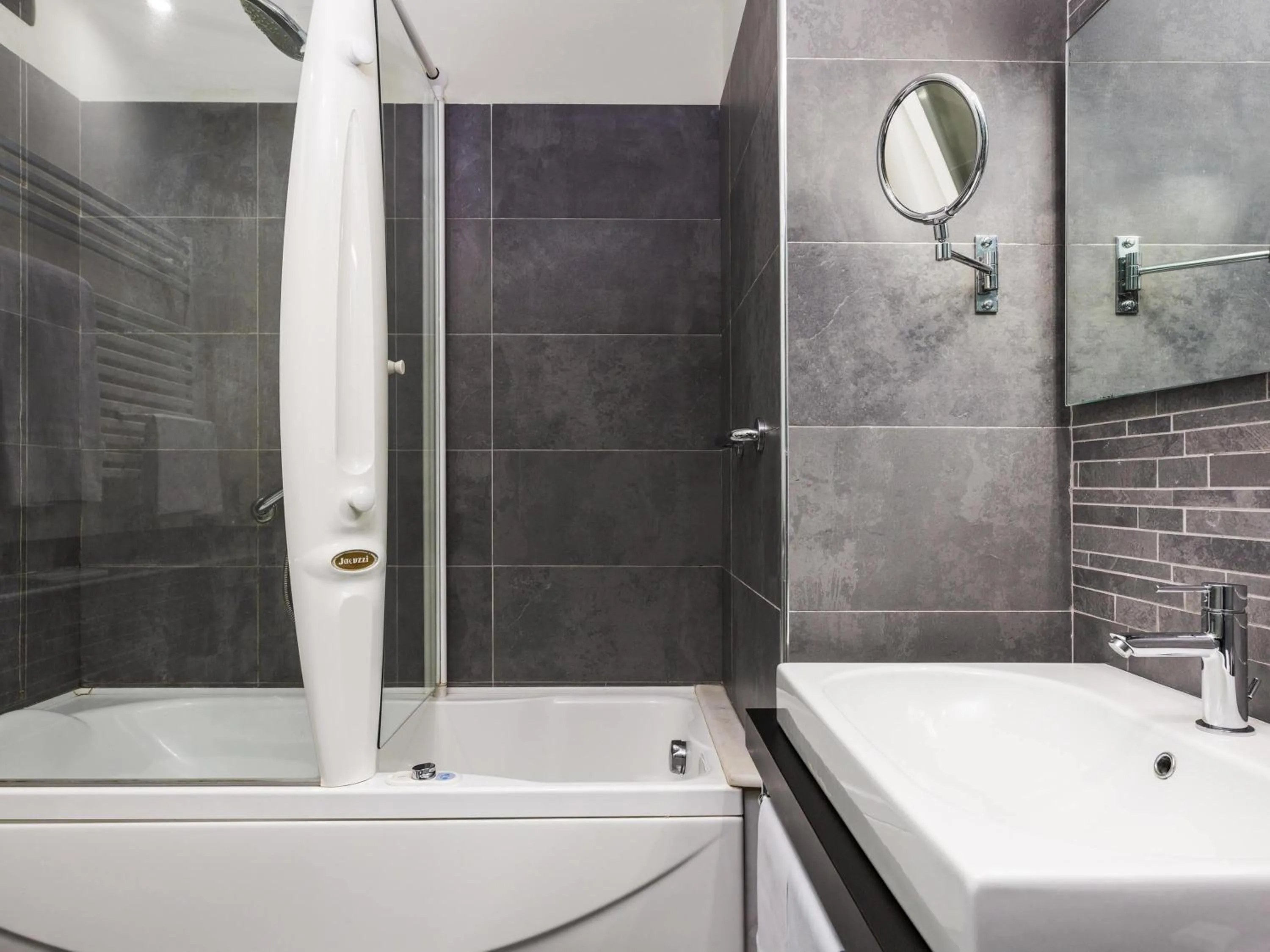 Bedroom in Hotel Mercure Siracusa