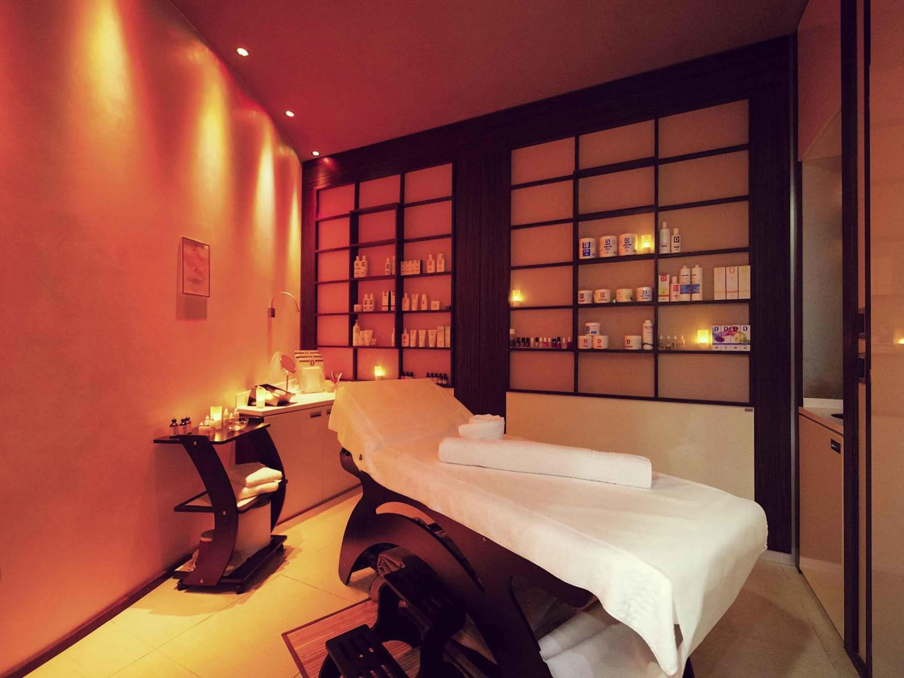 Spa and wellness centre/facilities, Bed in Hotel Mercure Siracusa