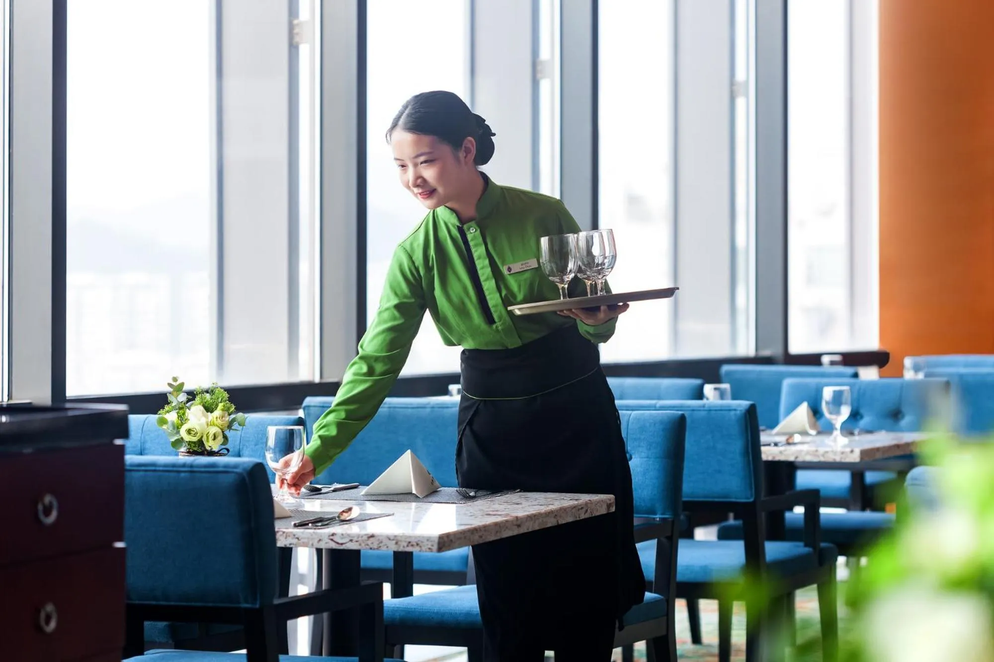 Restaurant/places to eat in Huaqiang Plaza Hotel Shenzhen, Enjoy Complimentary Mini Bar & Night Snack, Add breakfast - enjoy complimentary afternoon tea