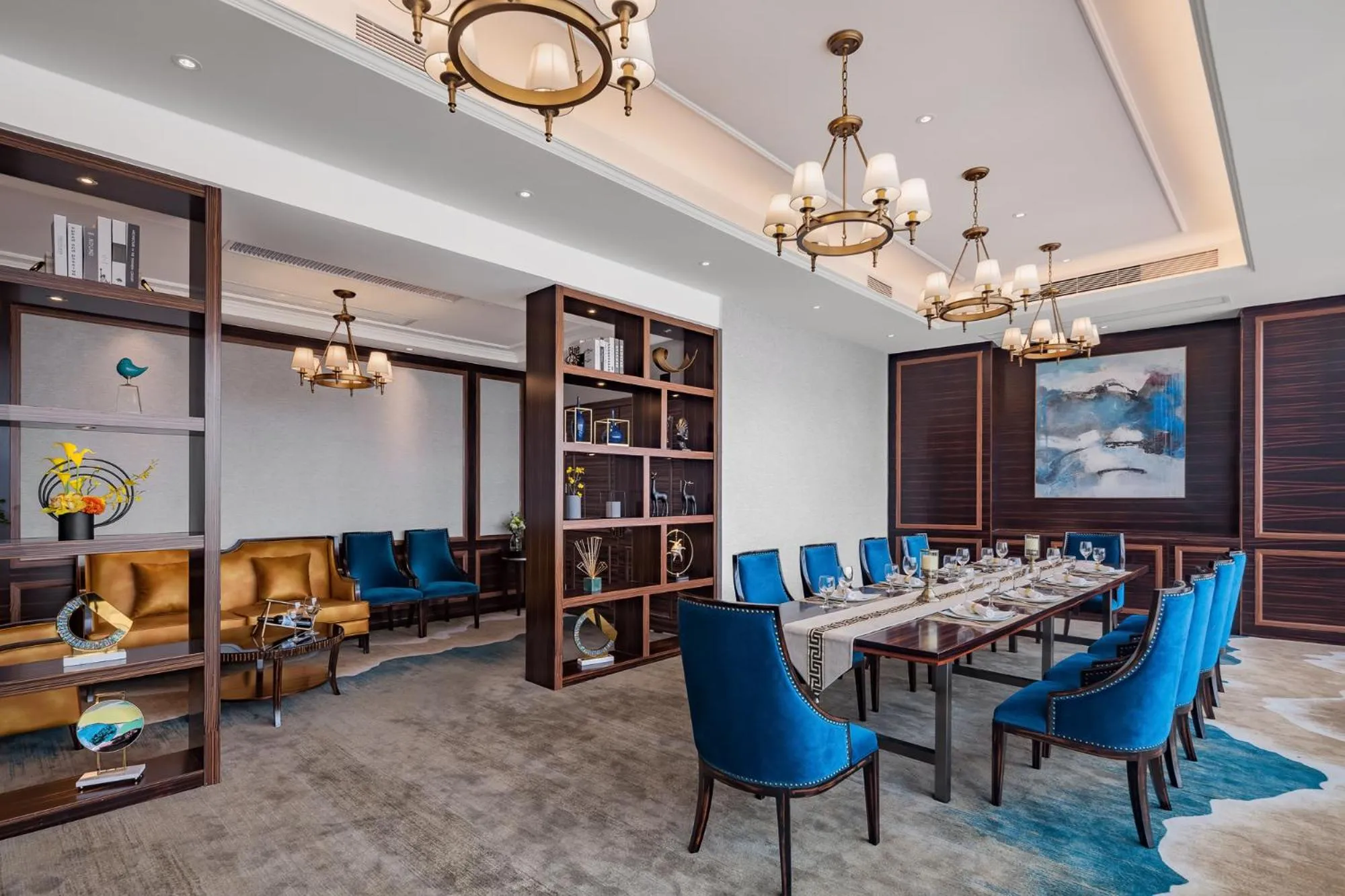 Restaurant/places to eat in Huaqiang Plaza Hotel Shenzhen, Enjoy Complimentary Mini Bar & Night Snack, Add breakfast - enjoy complimentary afternoon tea