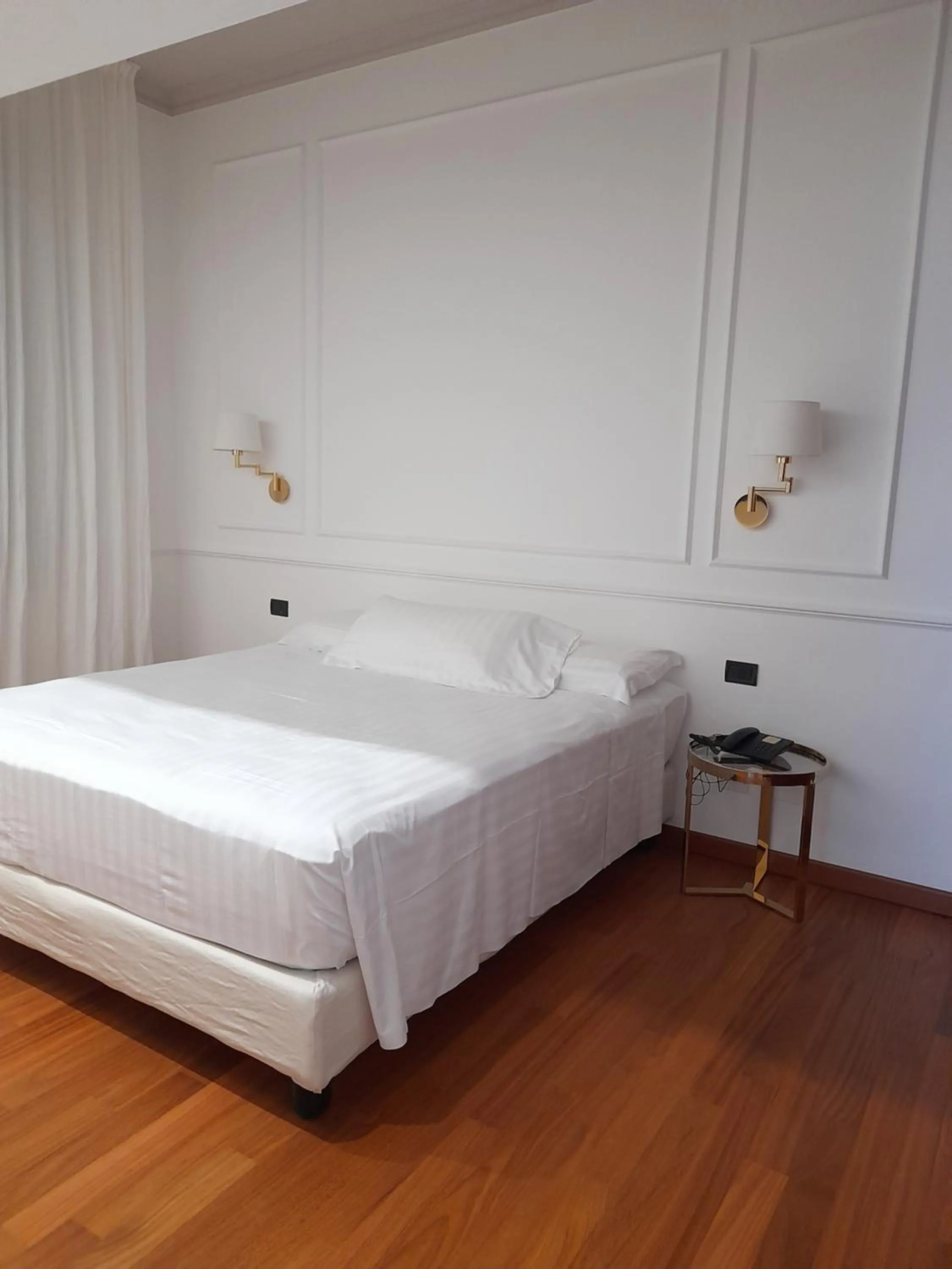Bed in Rechigi Park Hotel