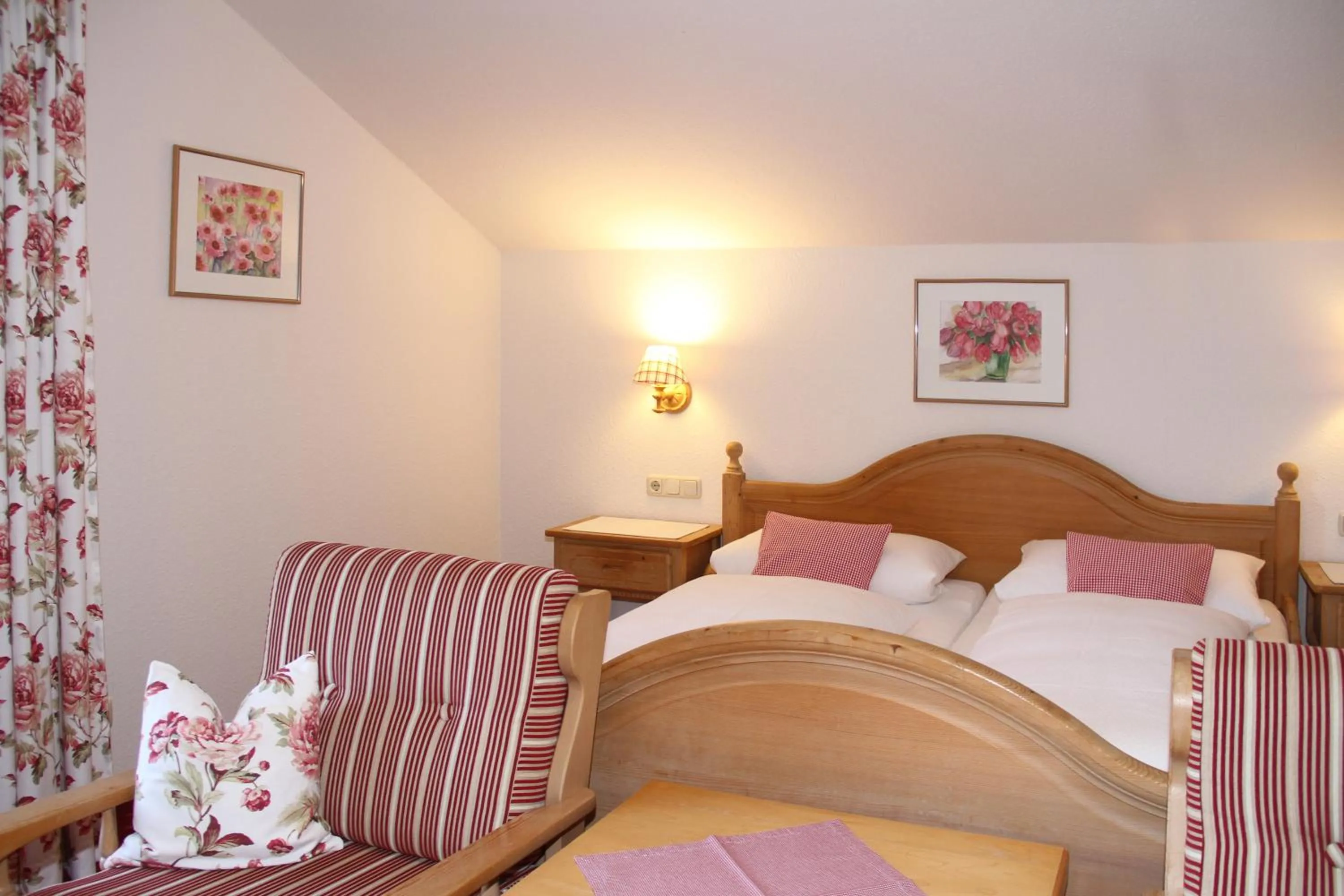 Photo of the whole room, Bed in Ferienwohnungen Vogler