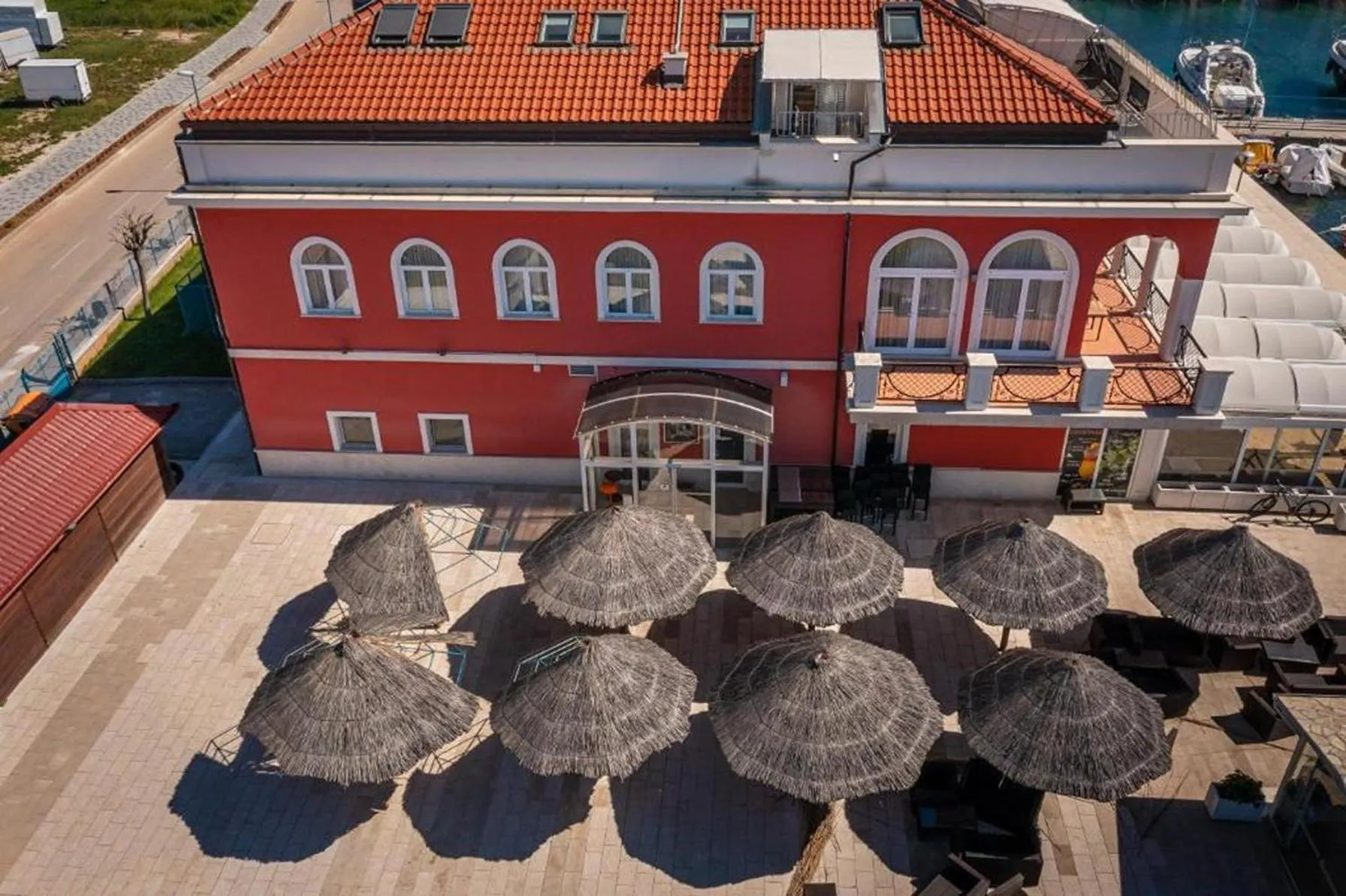 Property building in Villa Arcadium