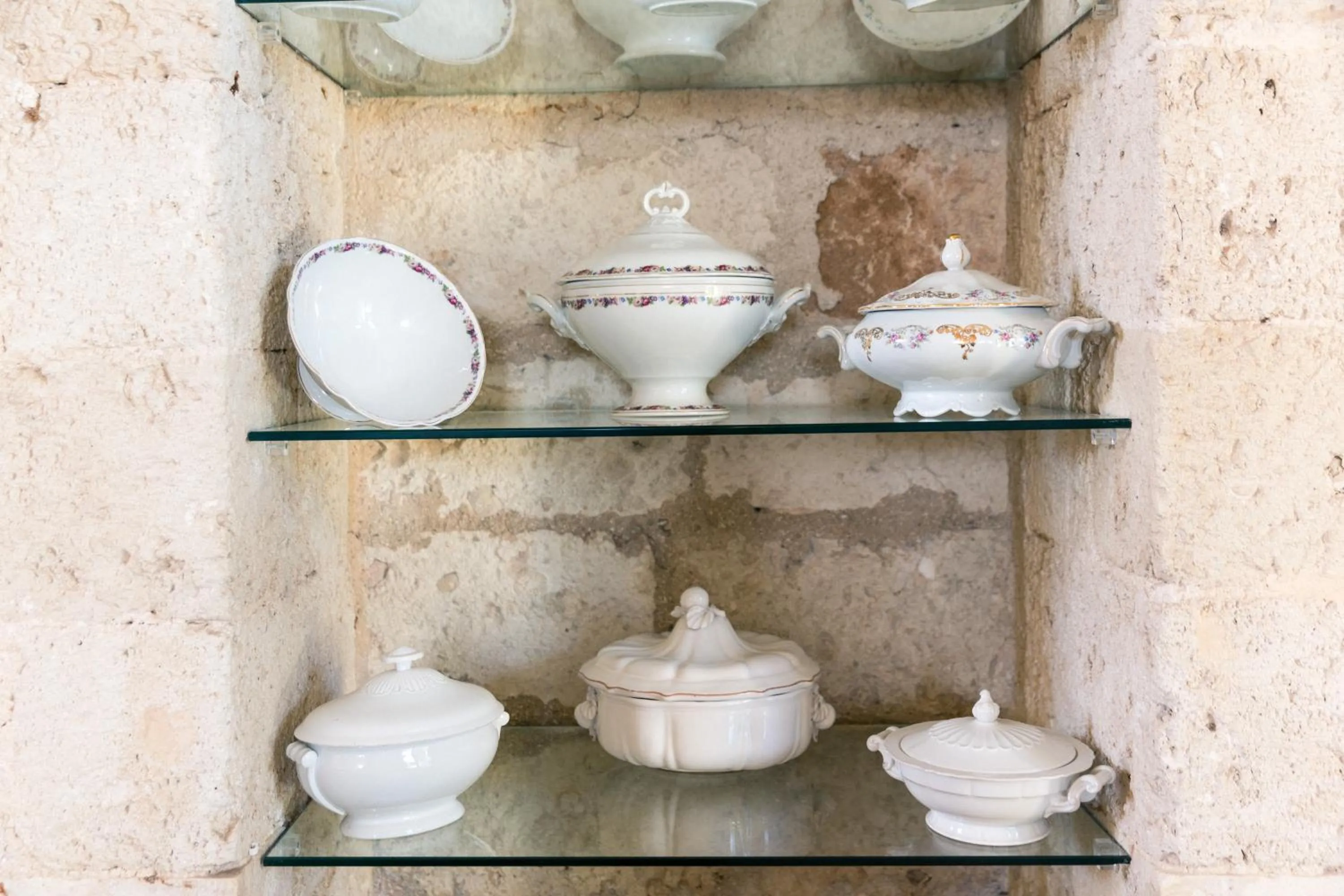 Decorative detail in Masseria Agrituristica Lama San Giorgio