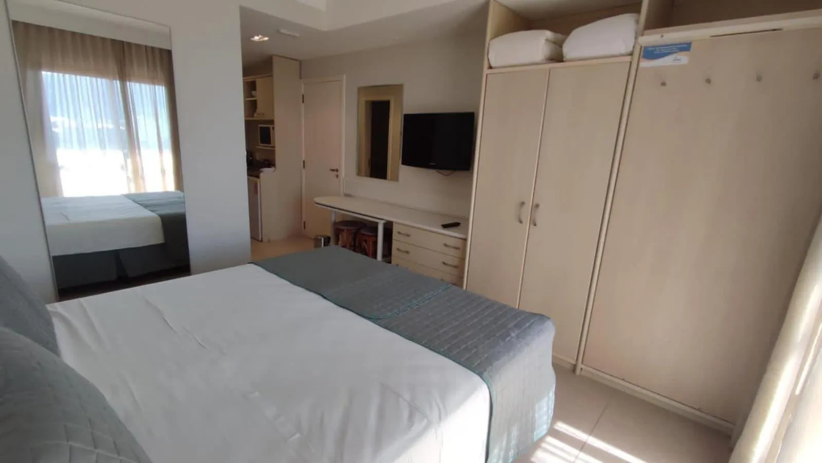 Photo of the whole room, Bed in Jurerê Beach Village