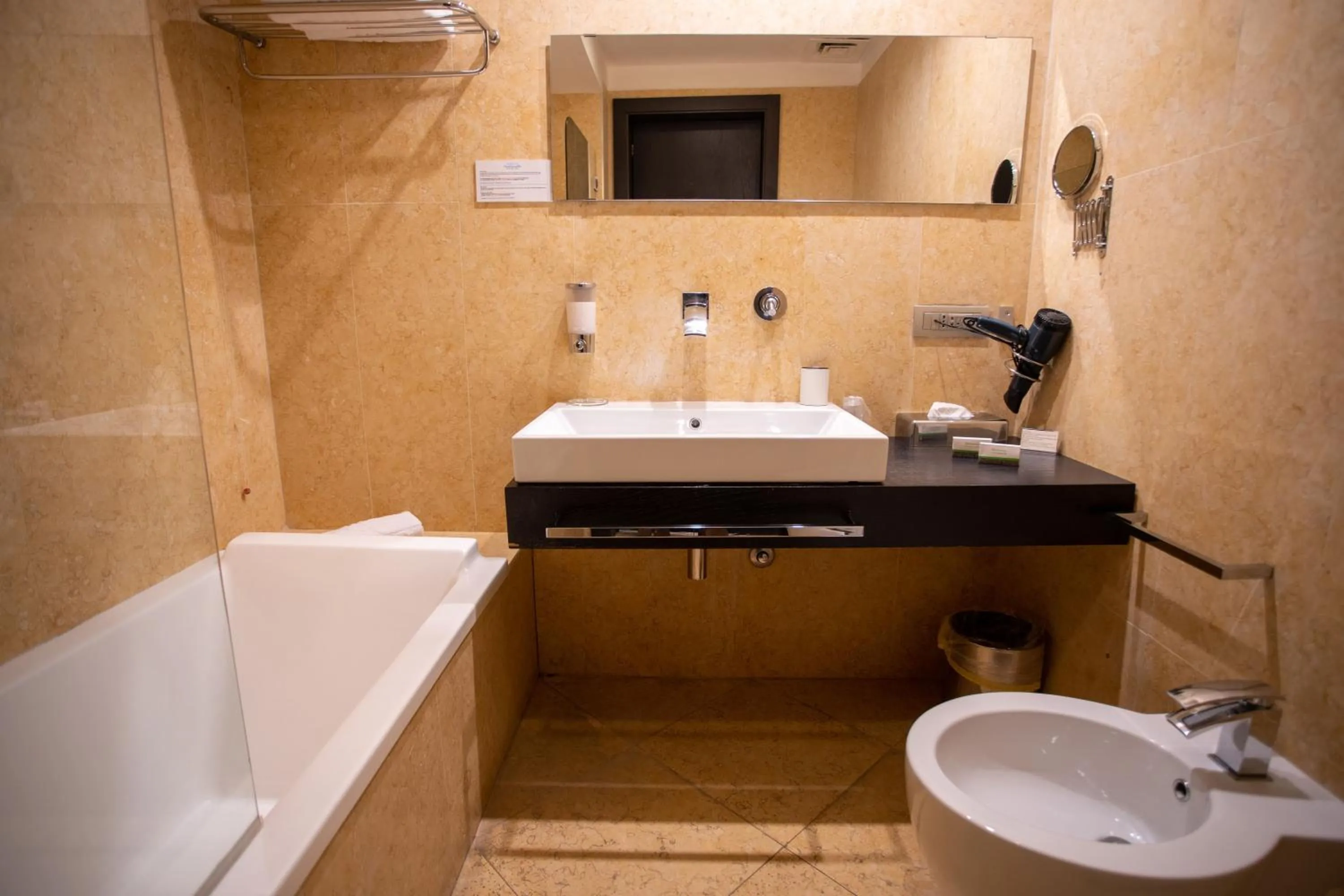 Shower in Cambiocavallo Resort