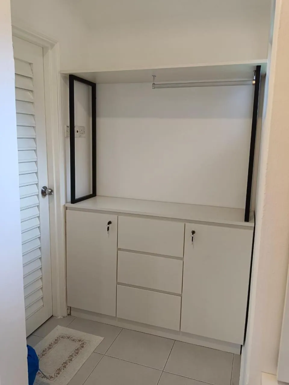 wardrobe in SENTA Adventure Camp & Resort