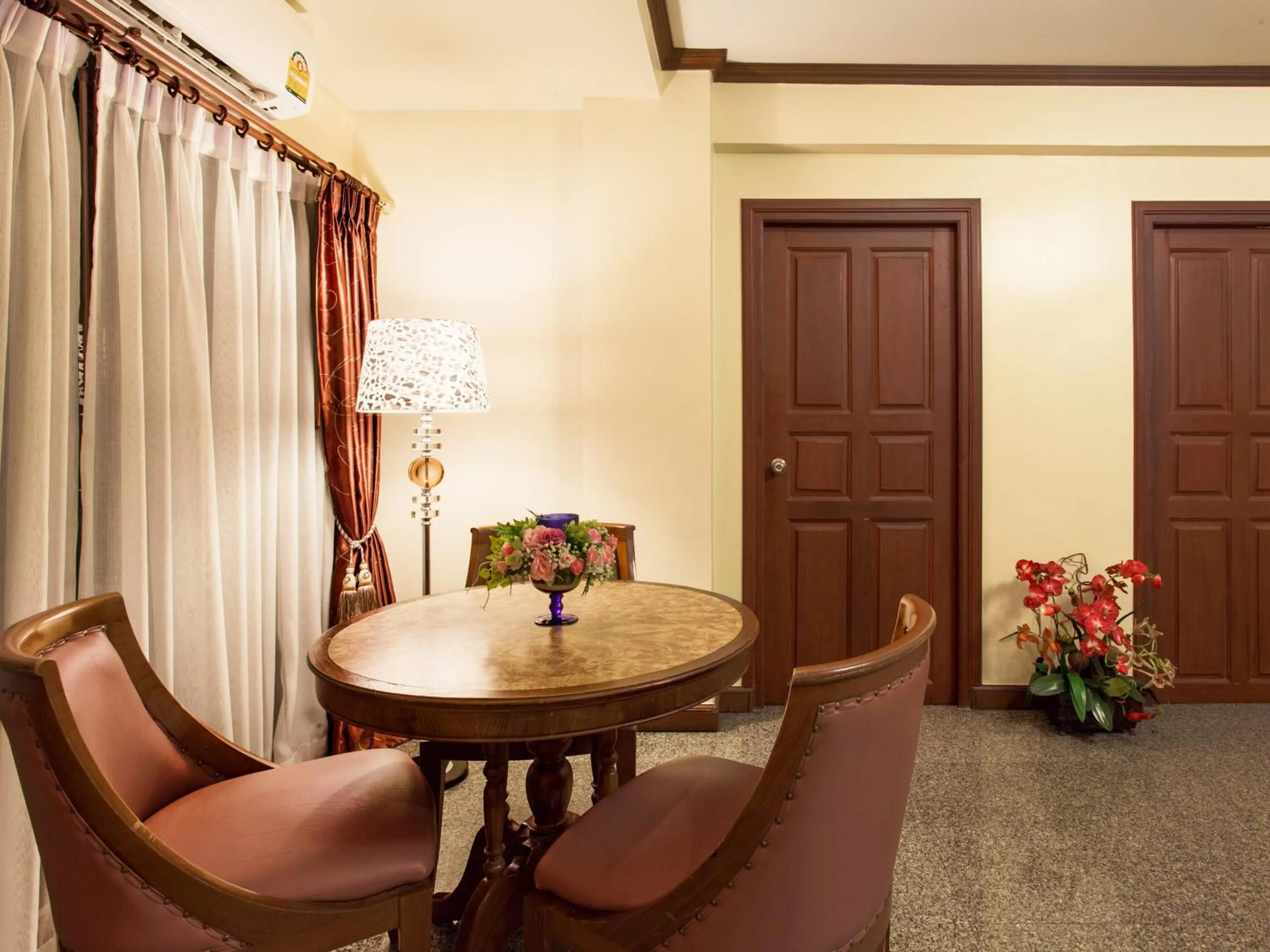Living room, Dining Area in Patumwan House