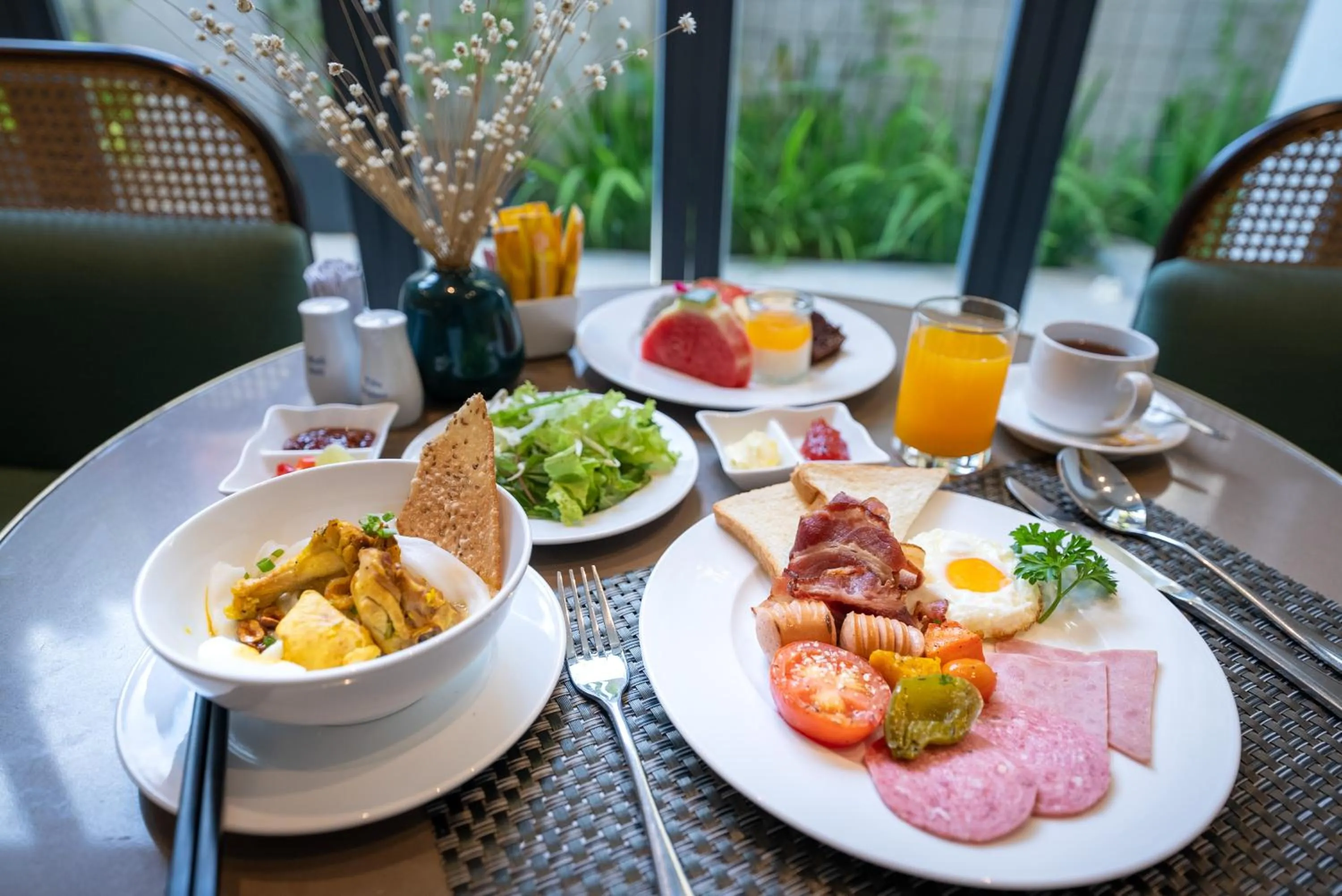 Breakfast in Cozy Danang Boutique Hotel