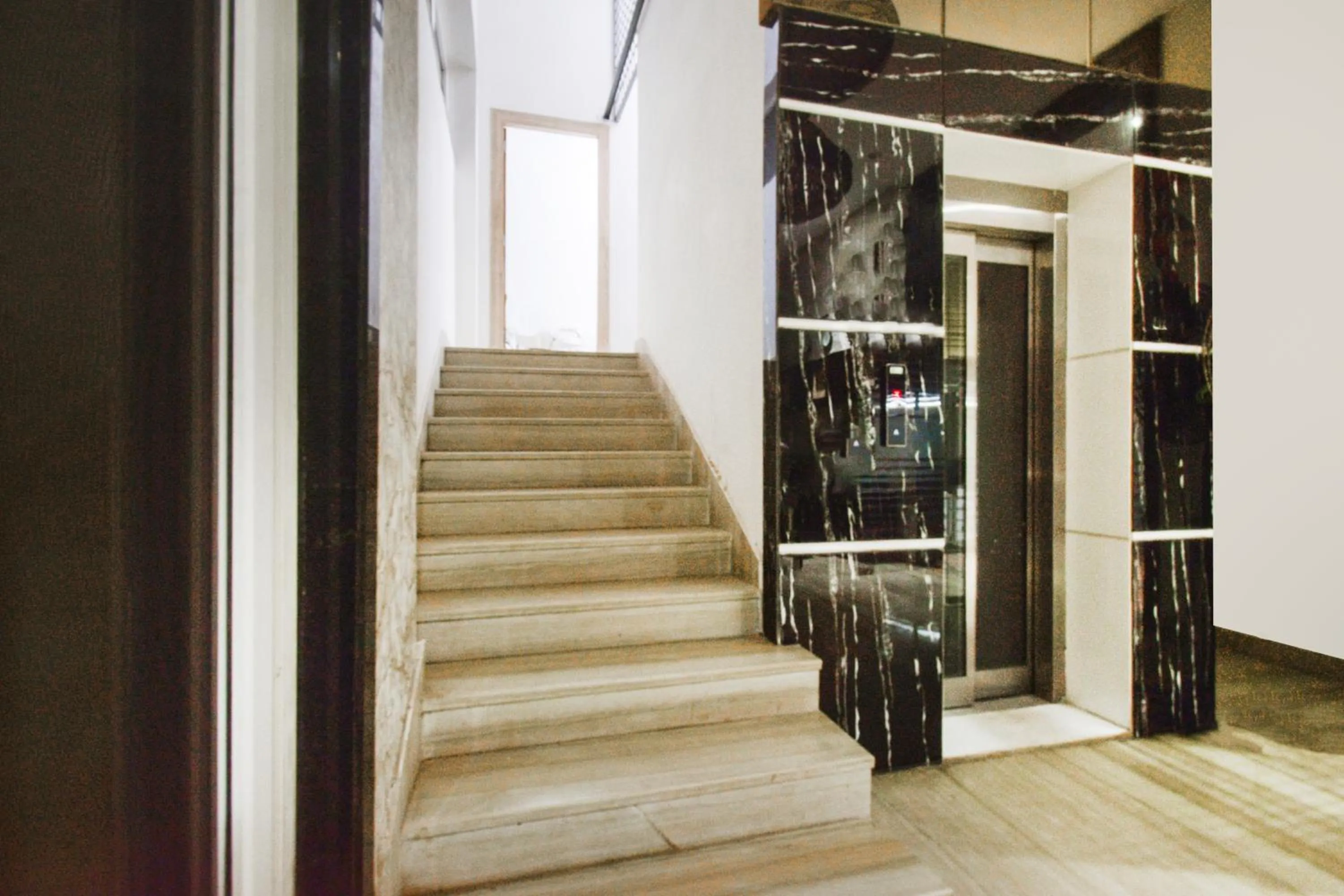 Lobby or reception in Super Townhouse Raniganj formerly Devi Residency