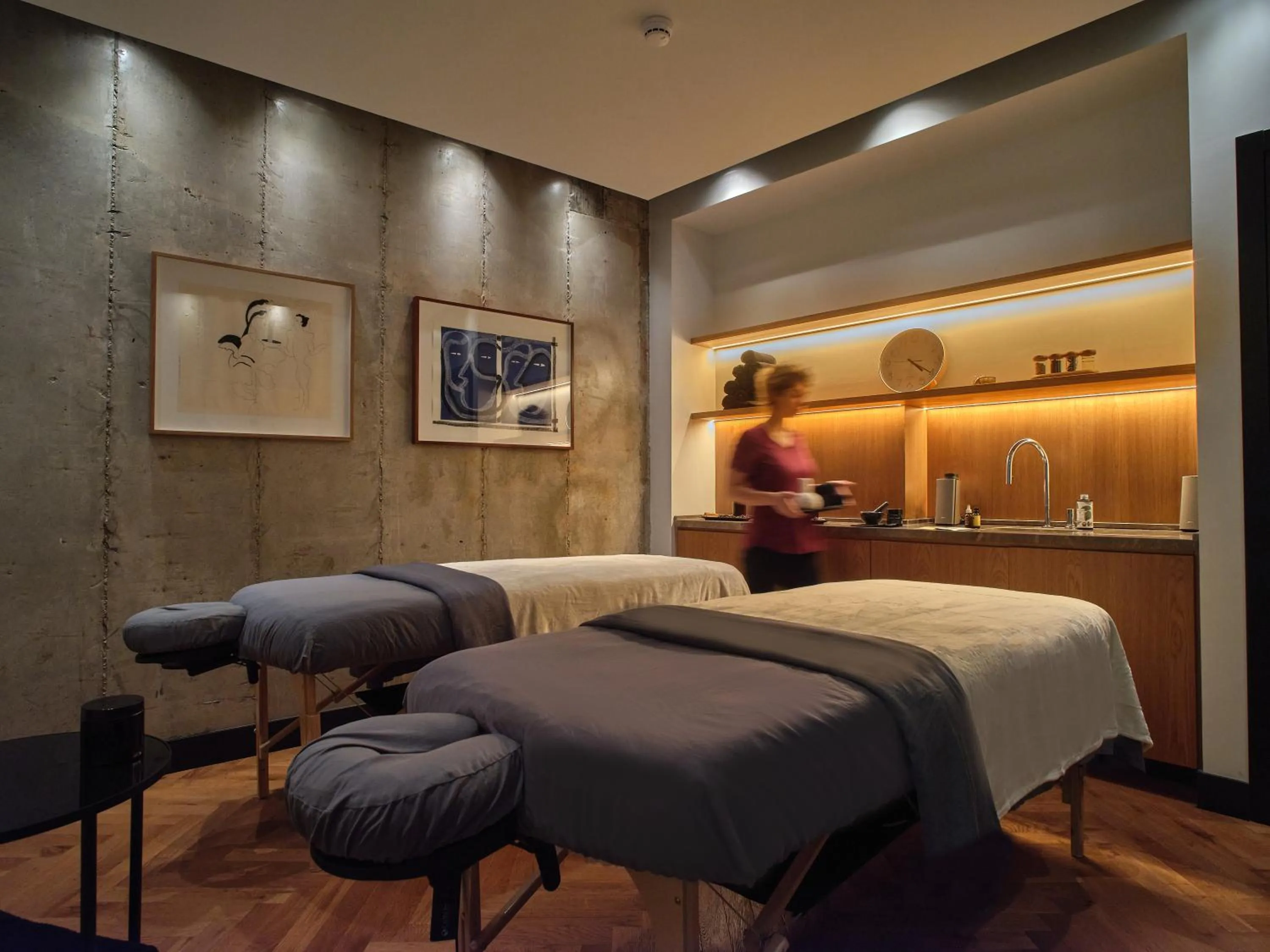 Massage in Backstage Hotel - an Atlas Boutique Hotel
