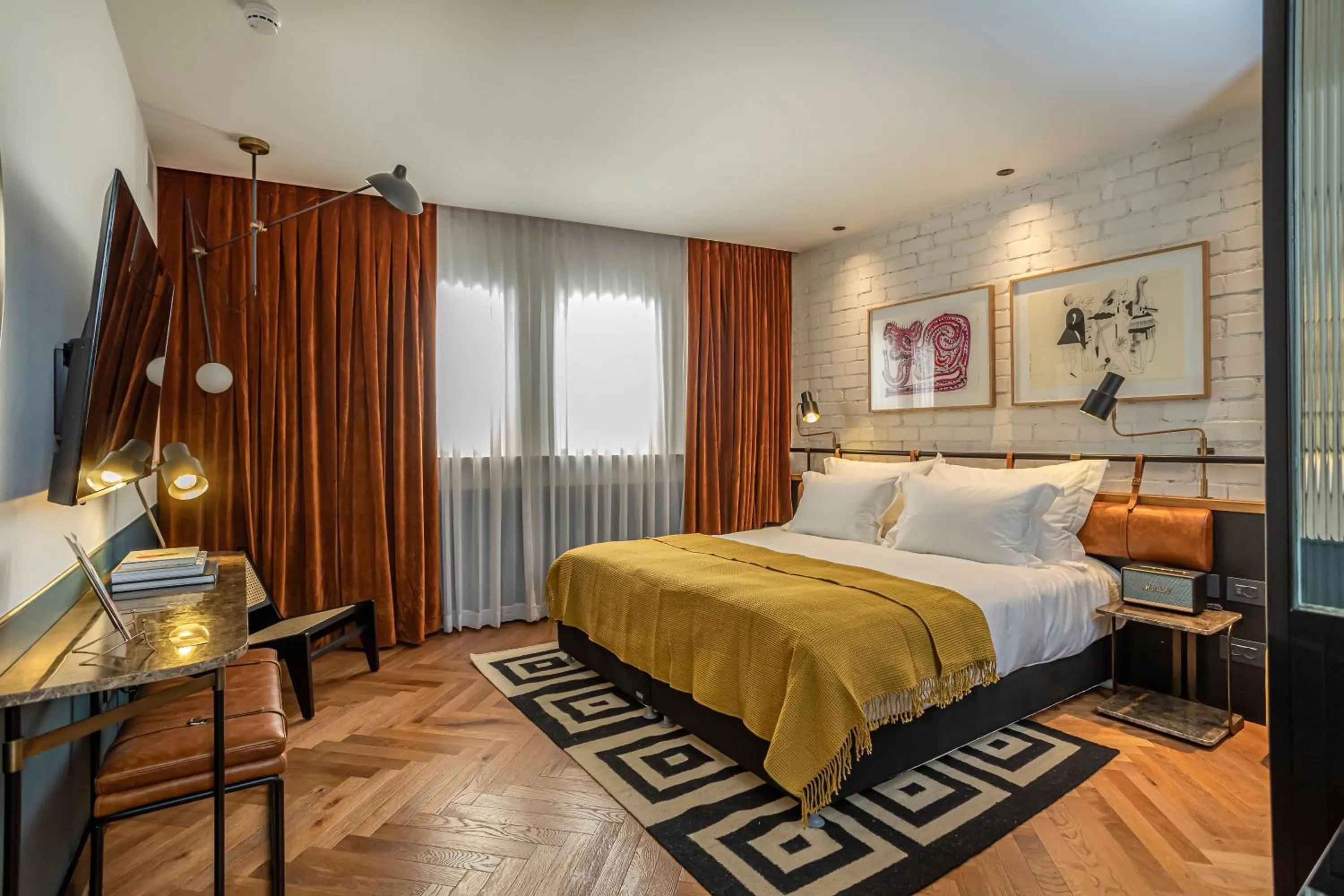 Photo of the whole room, Bed in Backstage Hotel - an Atlas Boutique Hotel