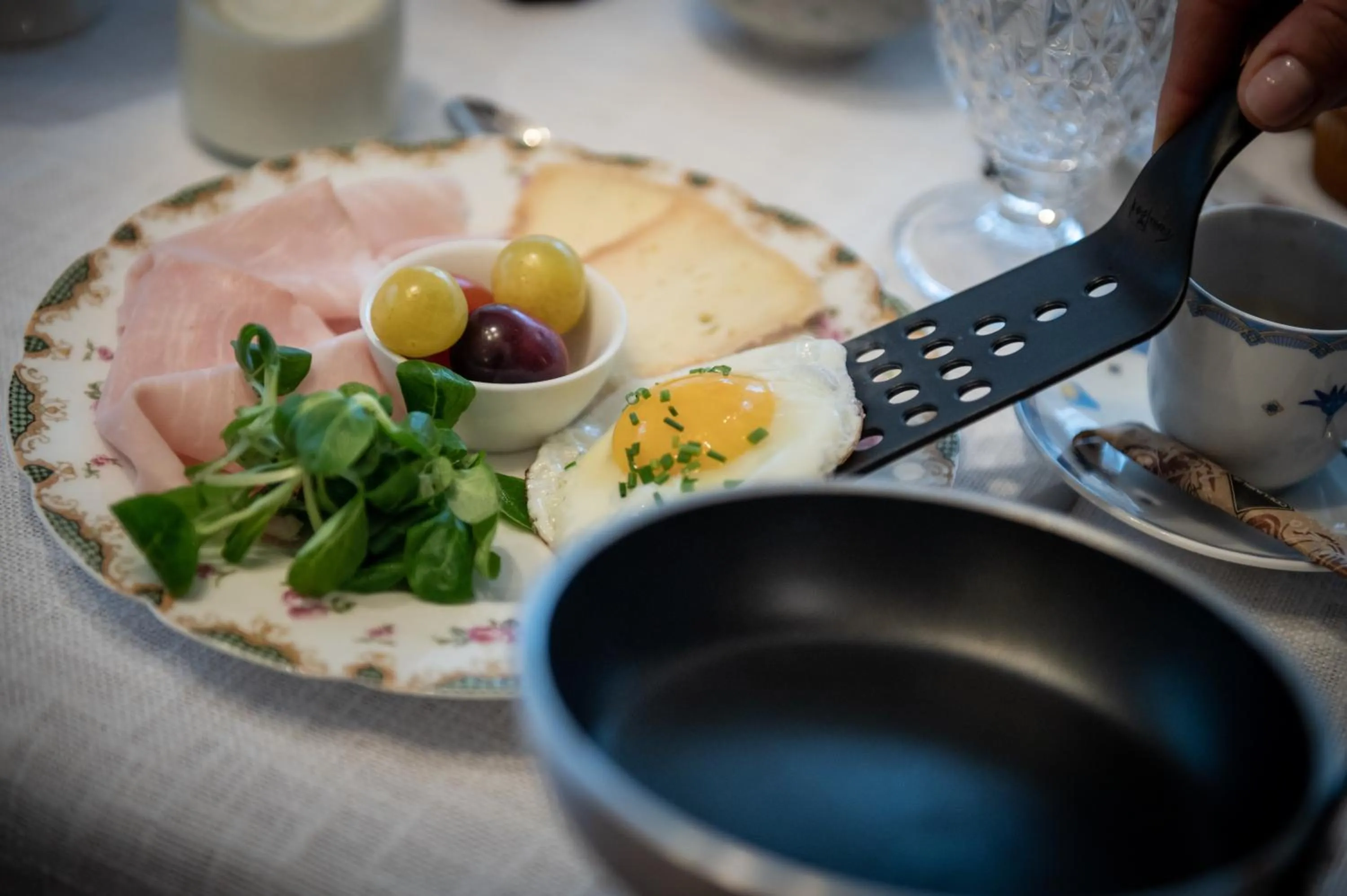 Food and drinks in Les Gomines BB*****