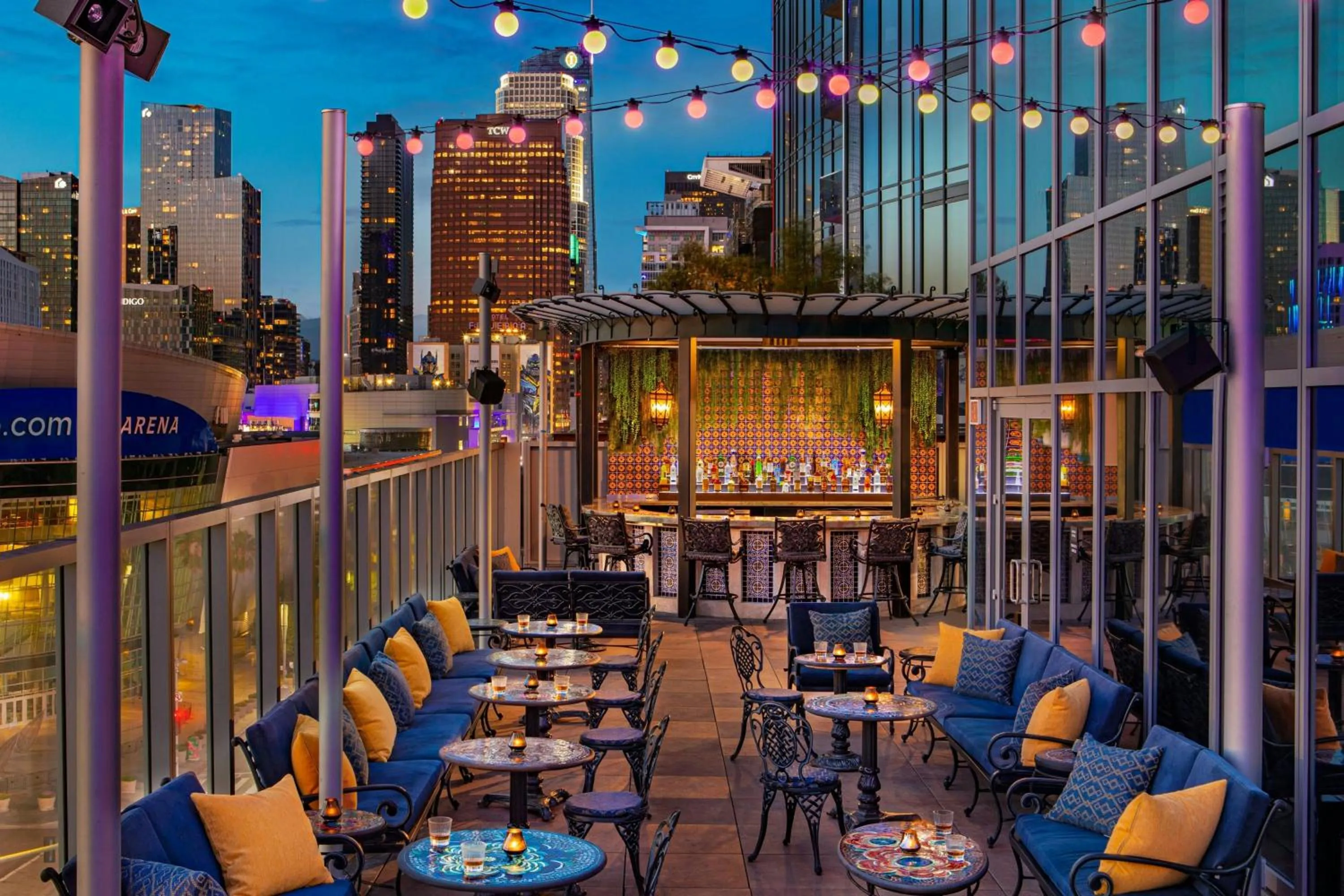 Lounge or bar in AC Hotel by Marriott Downtown Los Angeles
