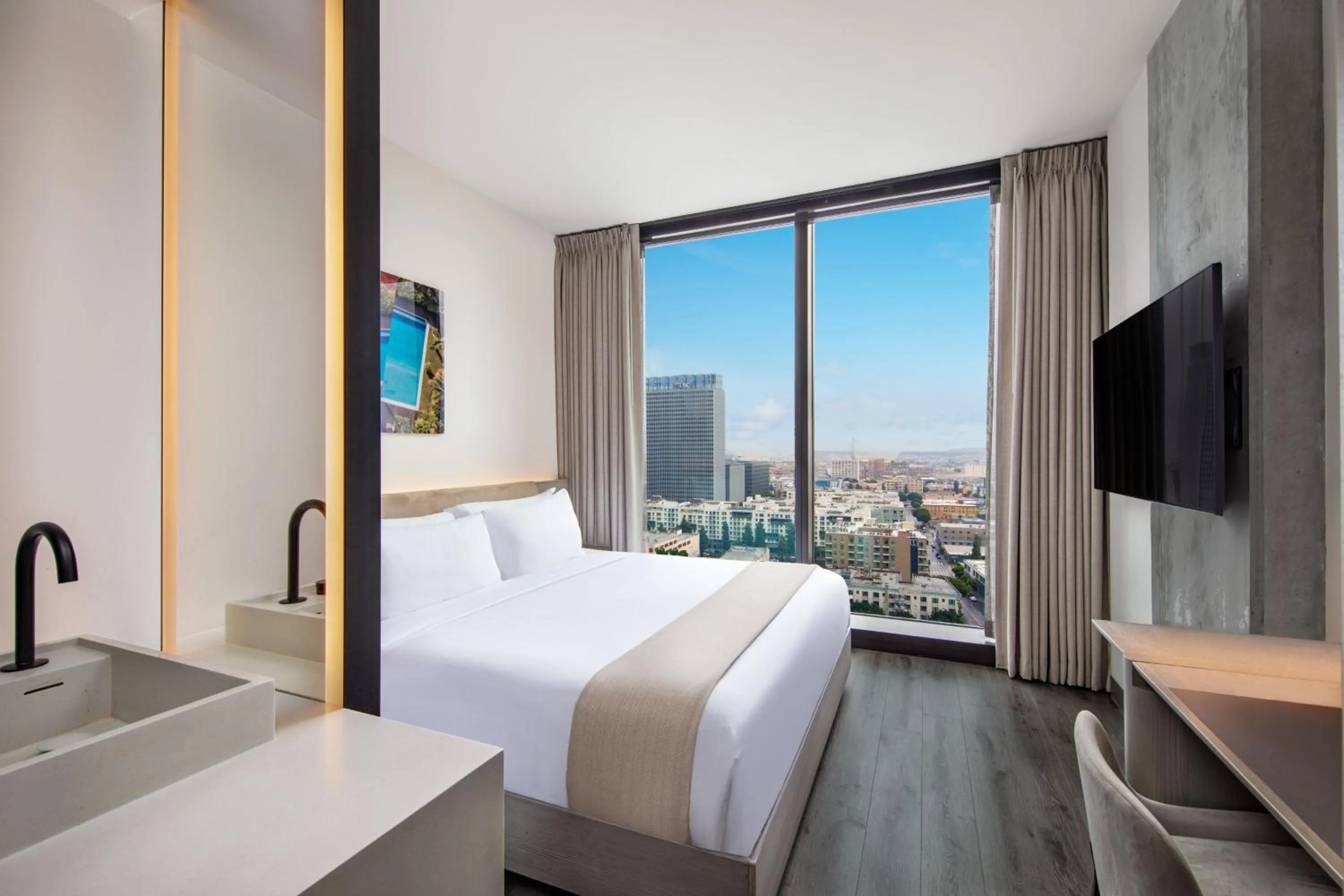City View Queen Room Hearing Accessible in AC Hotel by Marriott Downtown Los Angeles