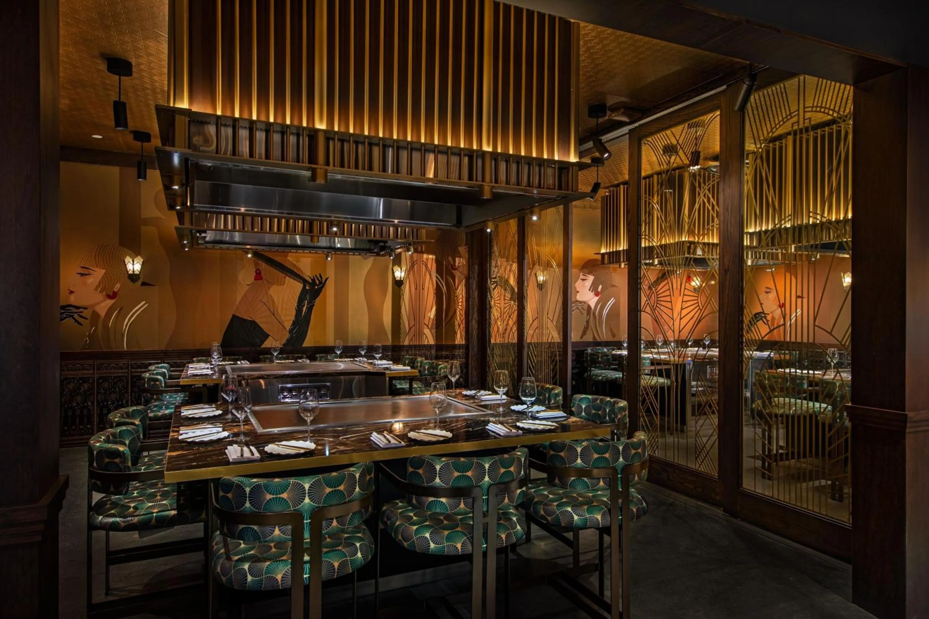 Restaurant/places to eat in Moxy Downtown Los Angeles