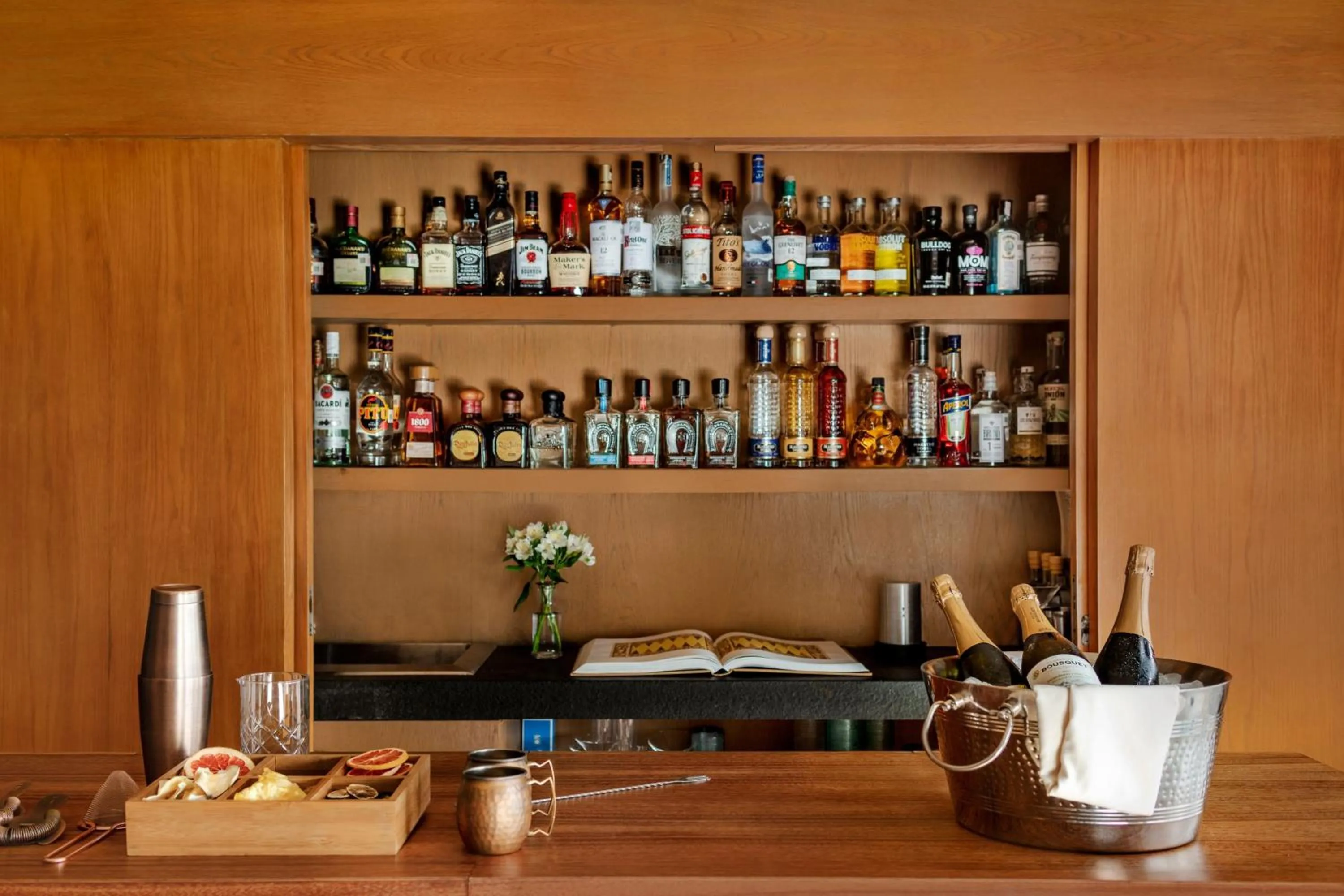 Lounge or bar in Casa Maat at JW Marriott Los Cabos Beach Resort & Spa