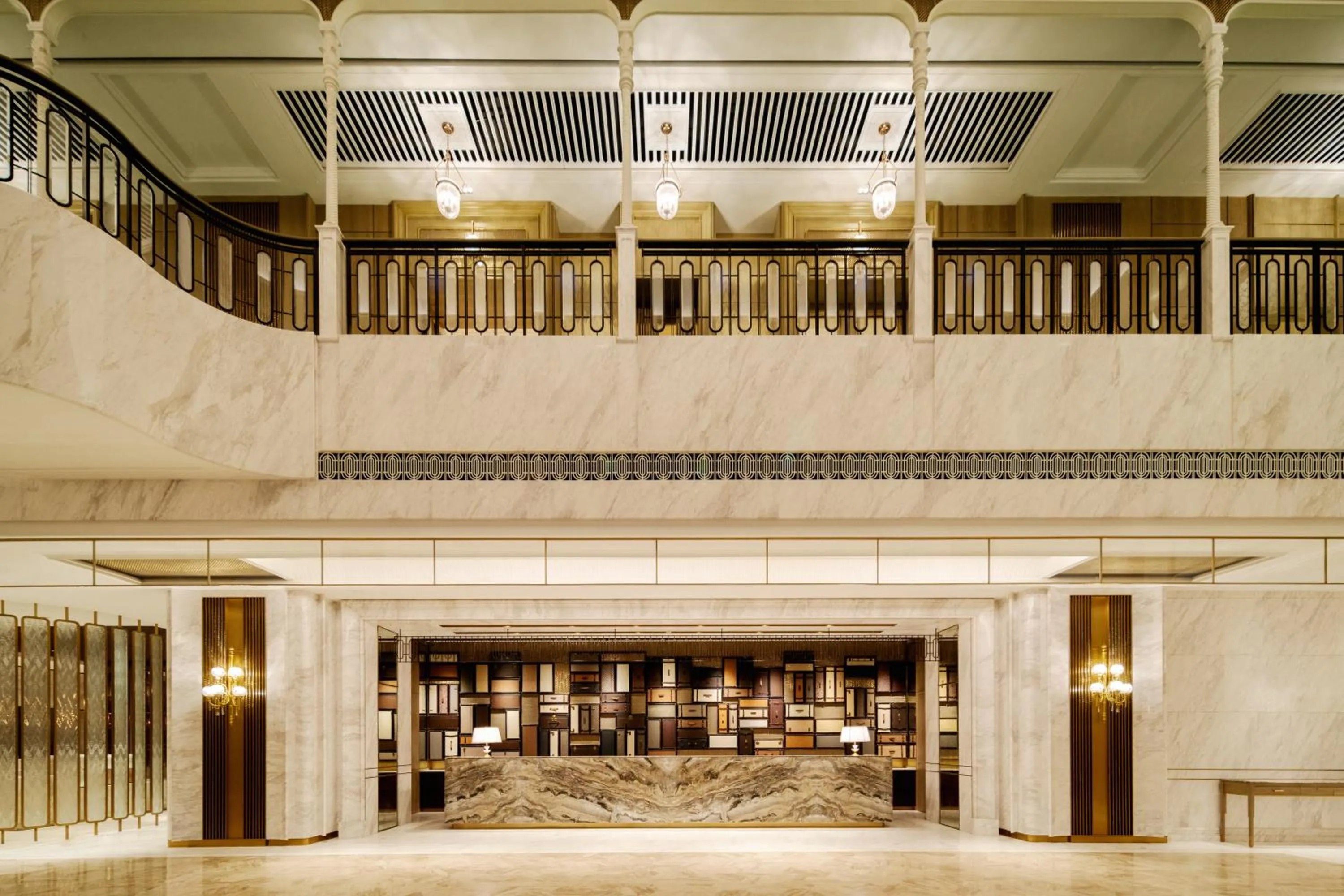 Lobby or reception in Harbour Plaza Metropolitan Shanghai