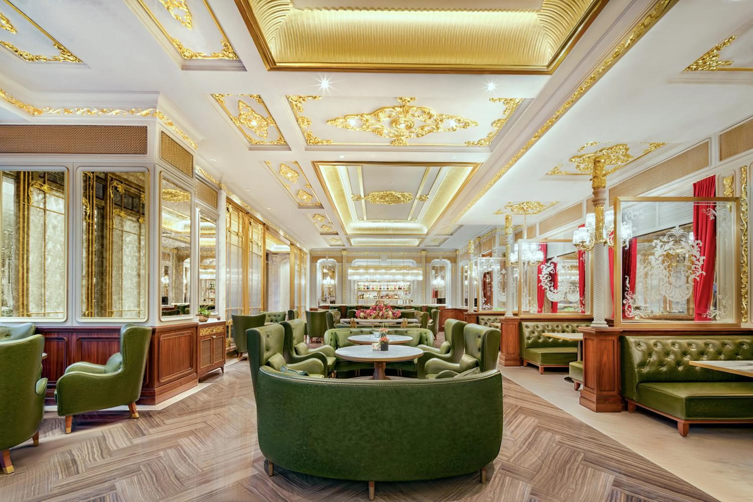 Restaurant/places to eat in Harbour Plaza Metropolitan Shanghai