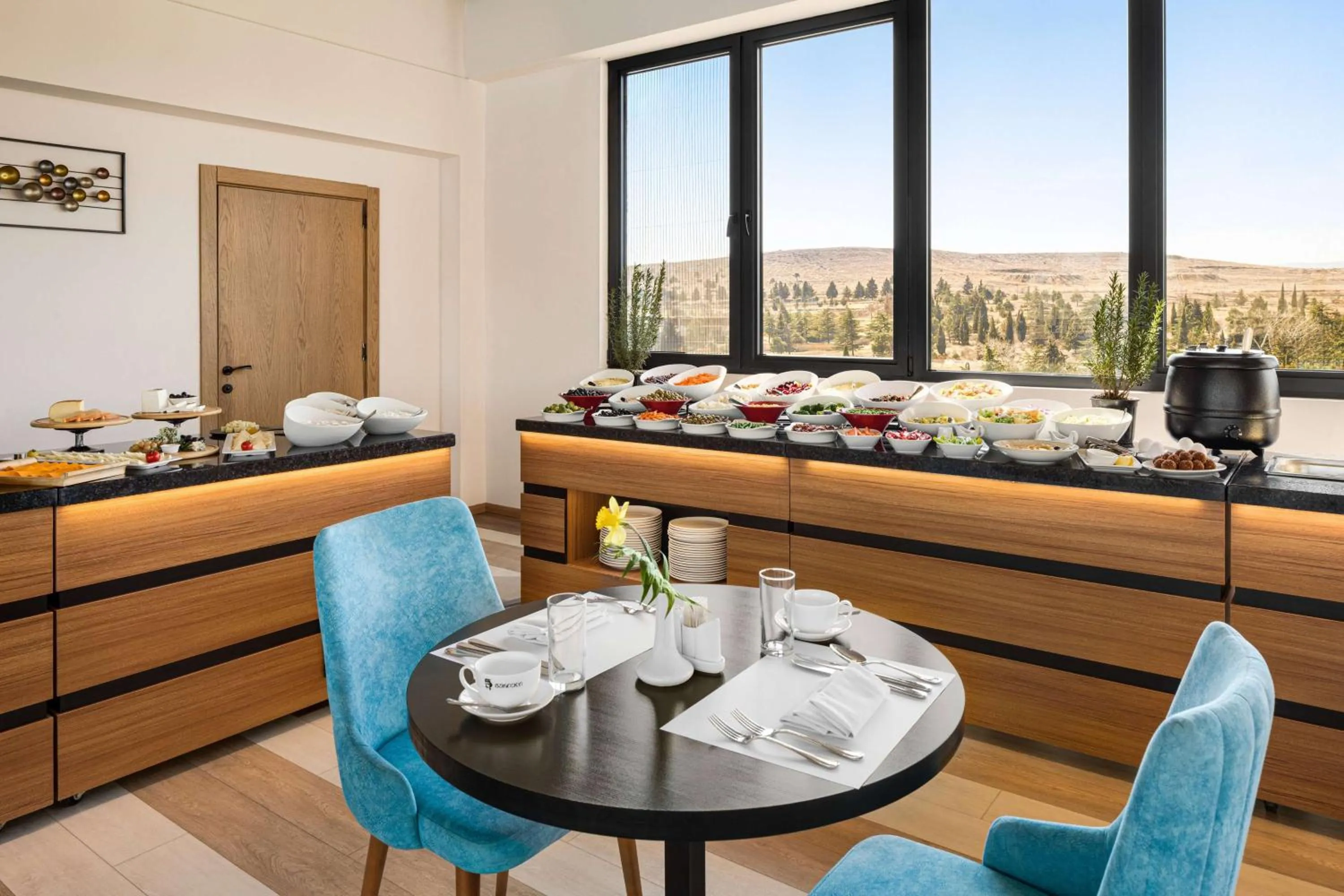 Restaurant/places to eat in Gino Seaside Tbilisi, Trademark Collection by Wyndham