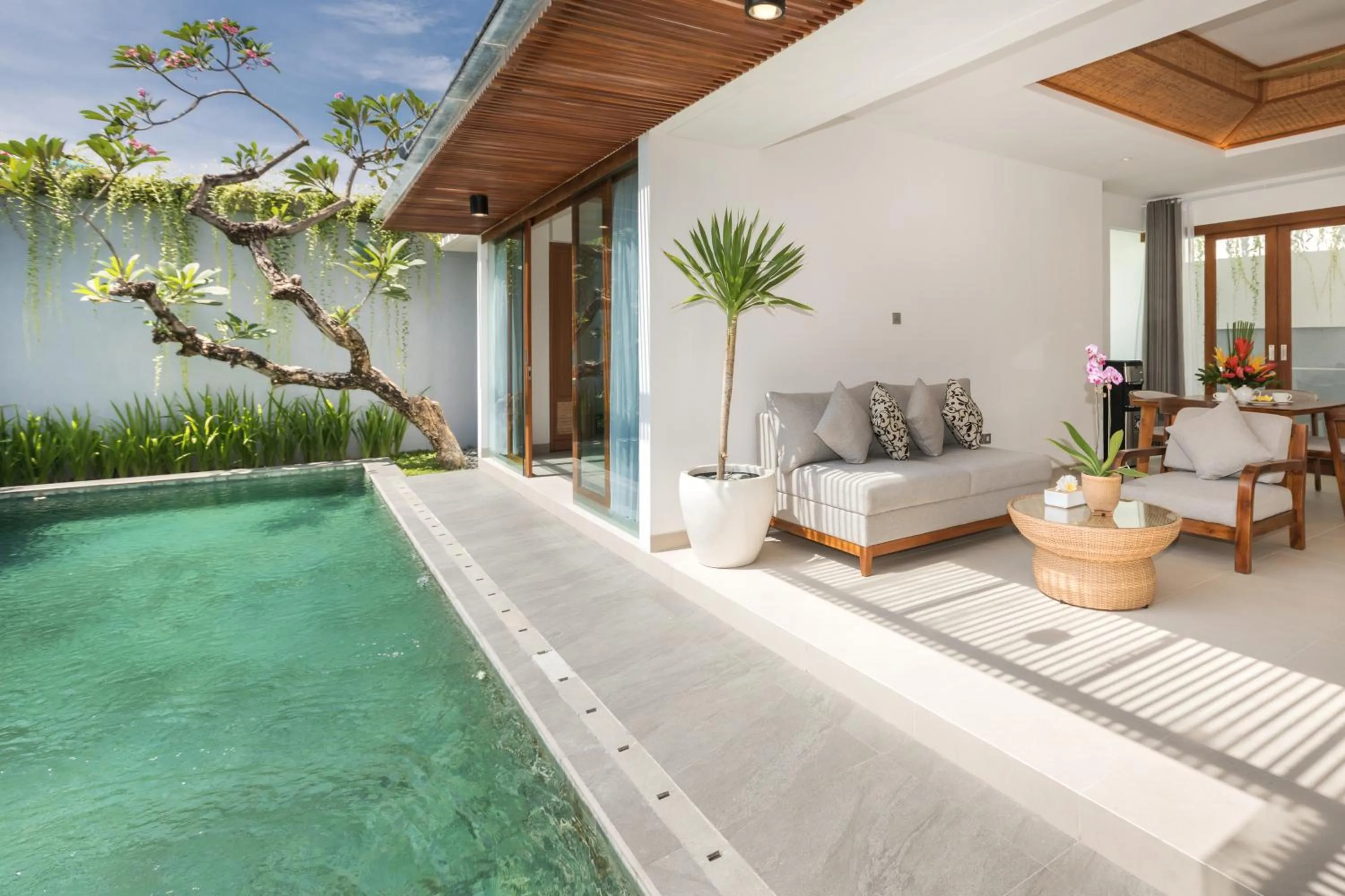 Day in Fenosa Seminyak Villas