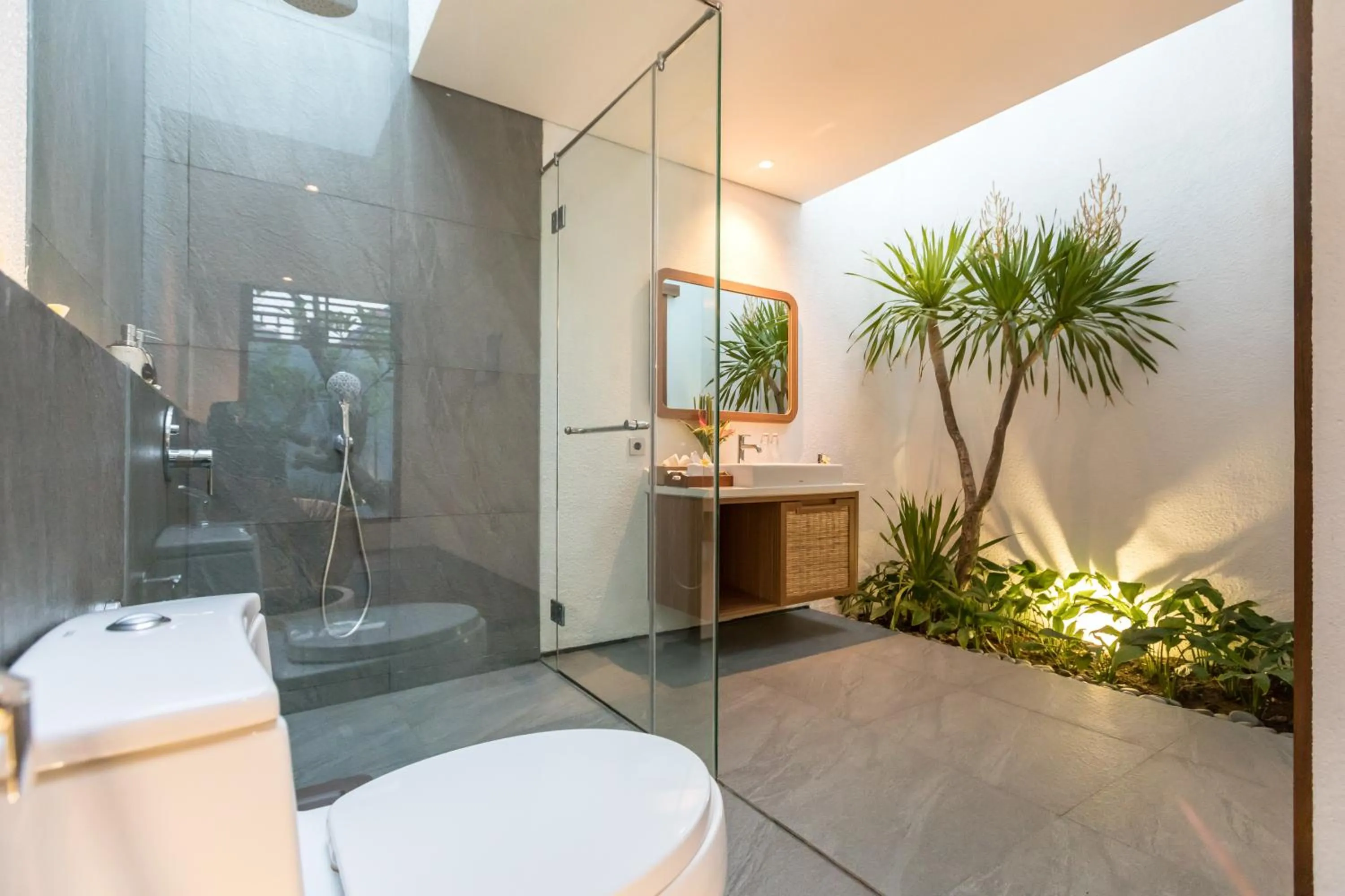 Bathroom in Fenosa Seminyak Villas