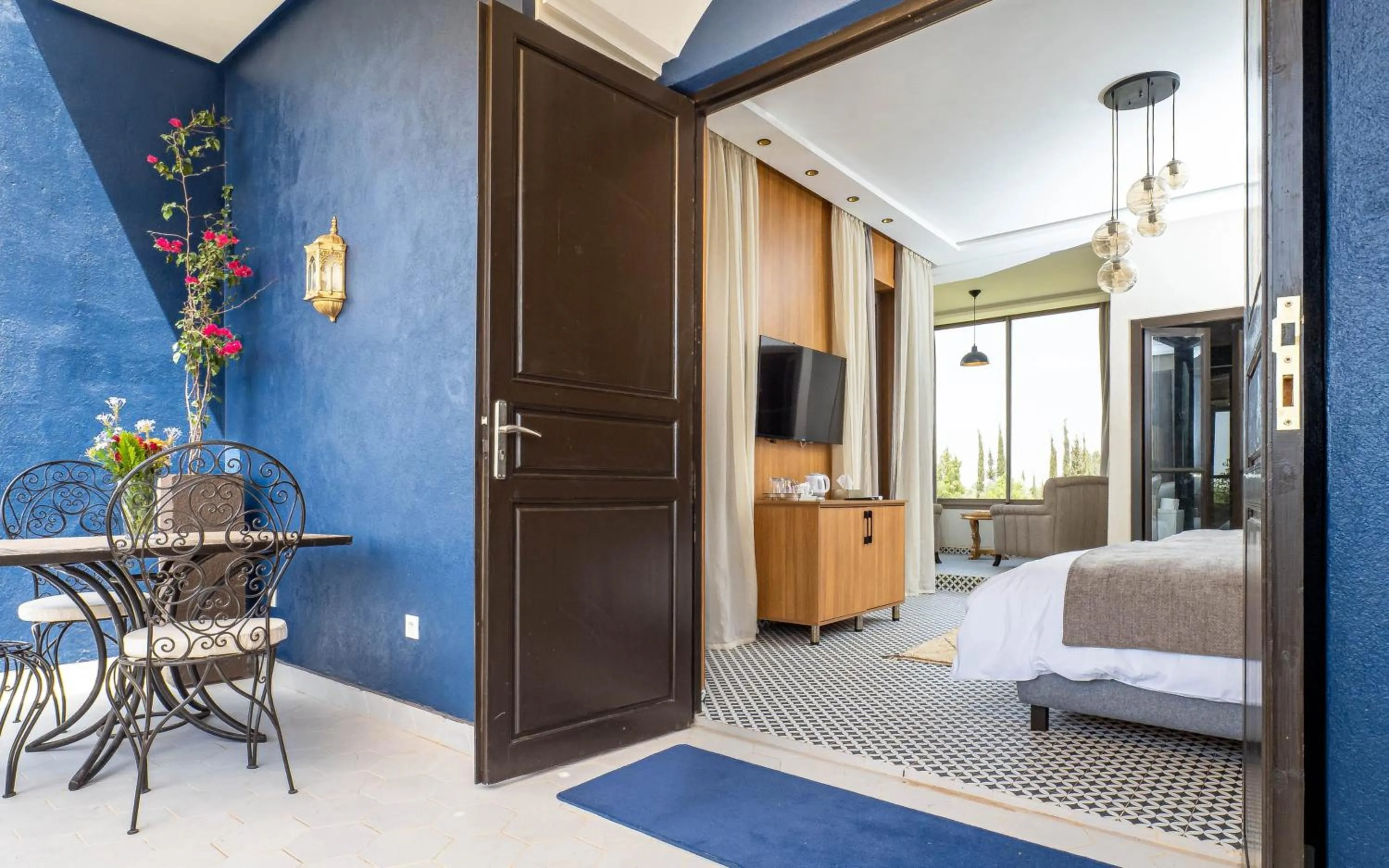 Communal lounge/ TV room, Bed in The Lemonary Marrakech