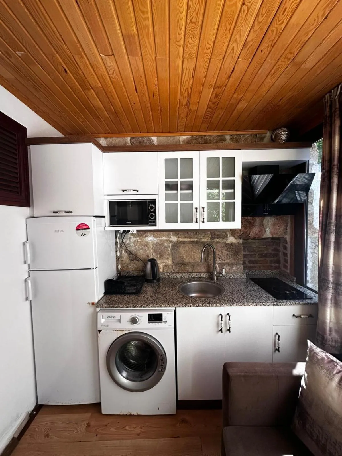 Kaleiçi Ozkavak Hotel