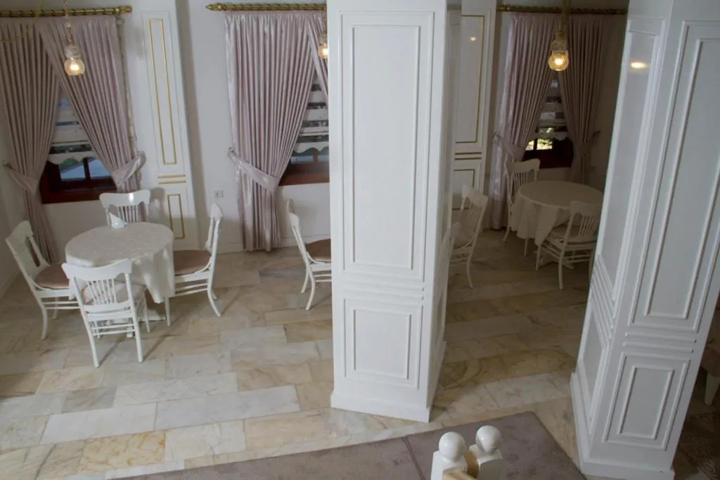 Lounge or bar in Kaleiçi Ozkavak Hotel