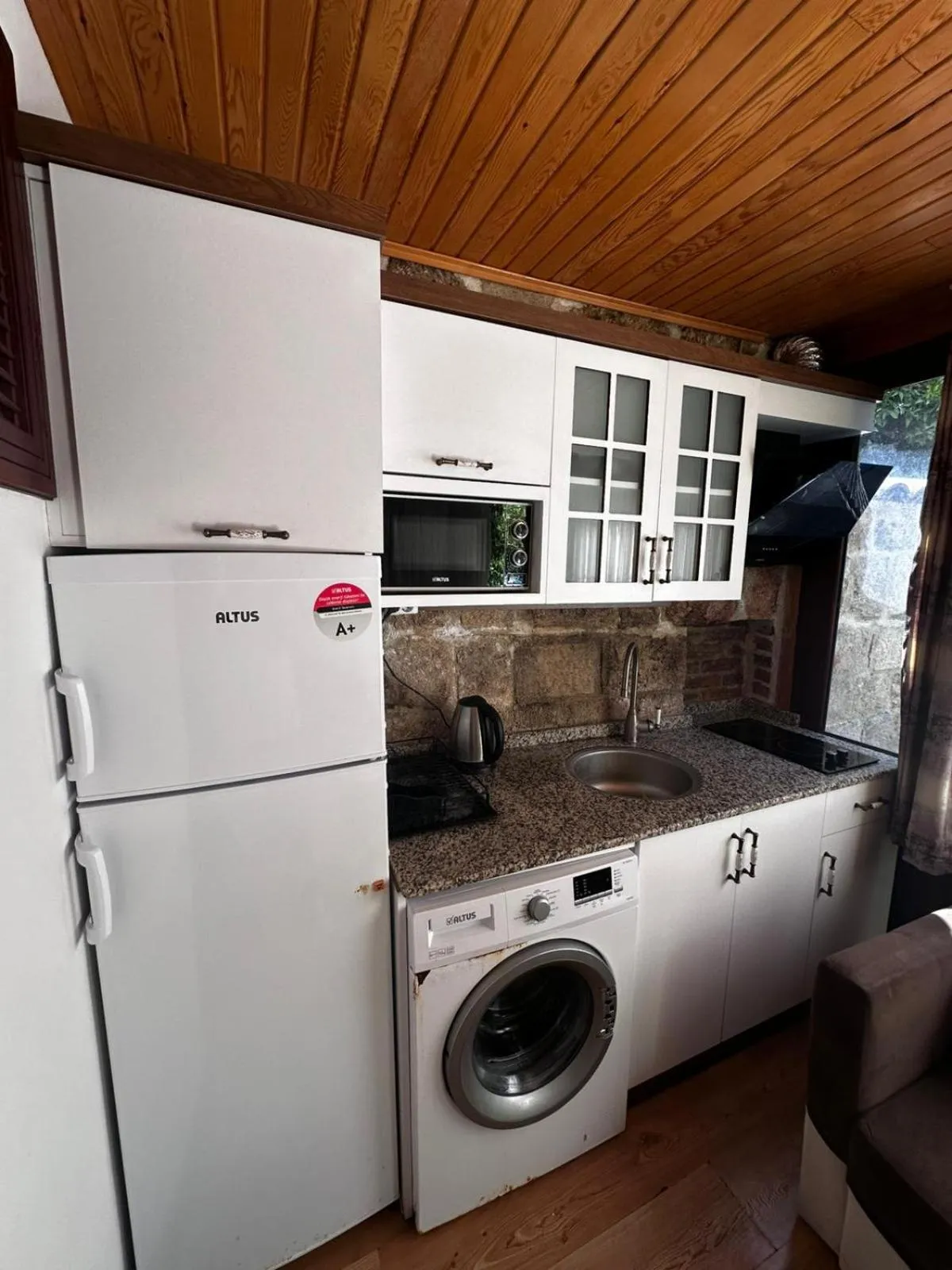 Kaleiçi Ozkavak Hotel