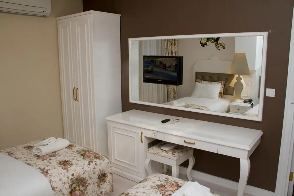 Bedroom, Bed in Kaleiçi Ozkavak Hotel