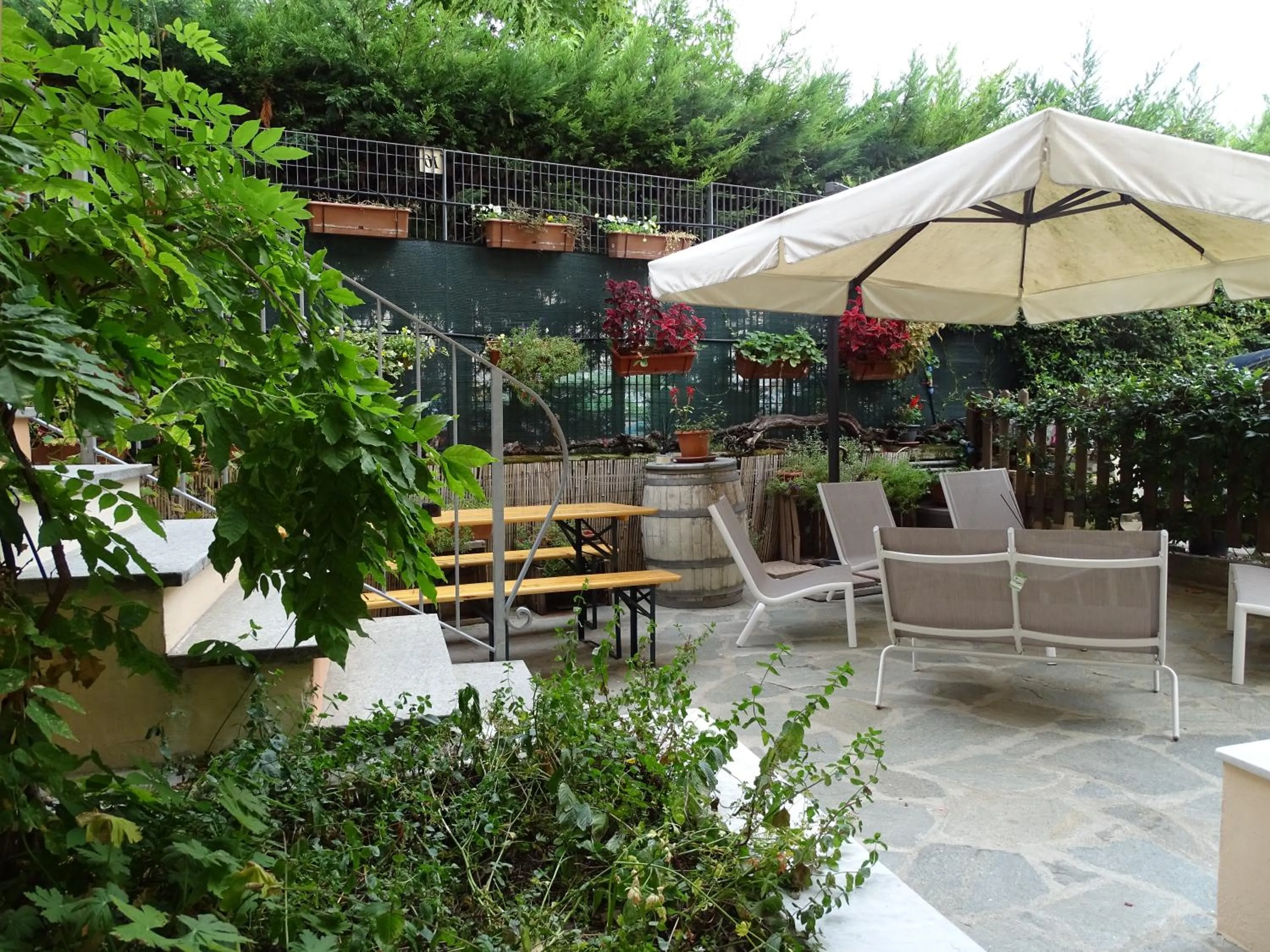 Garden view in La Pajassa