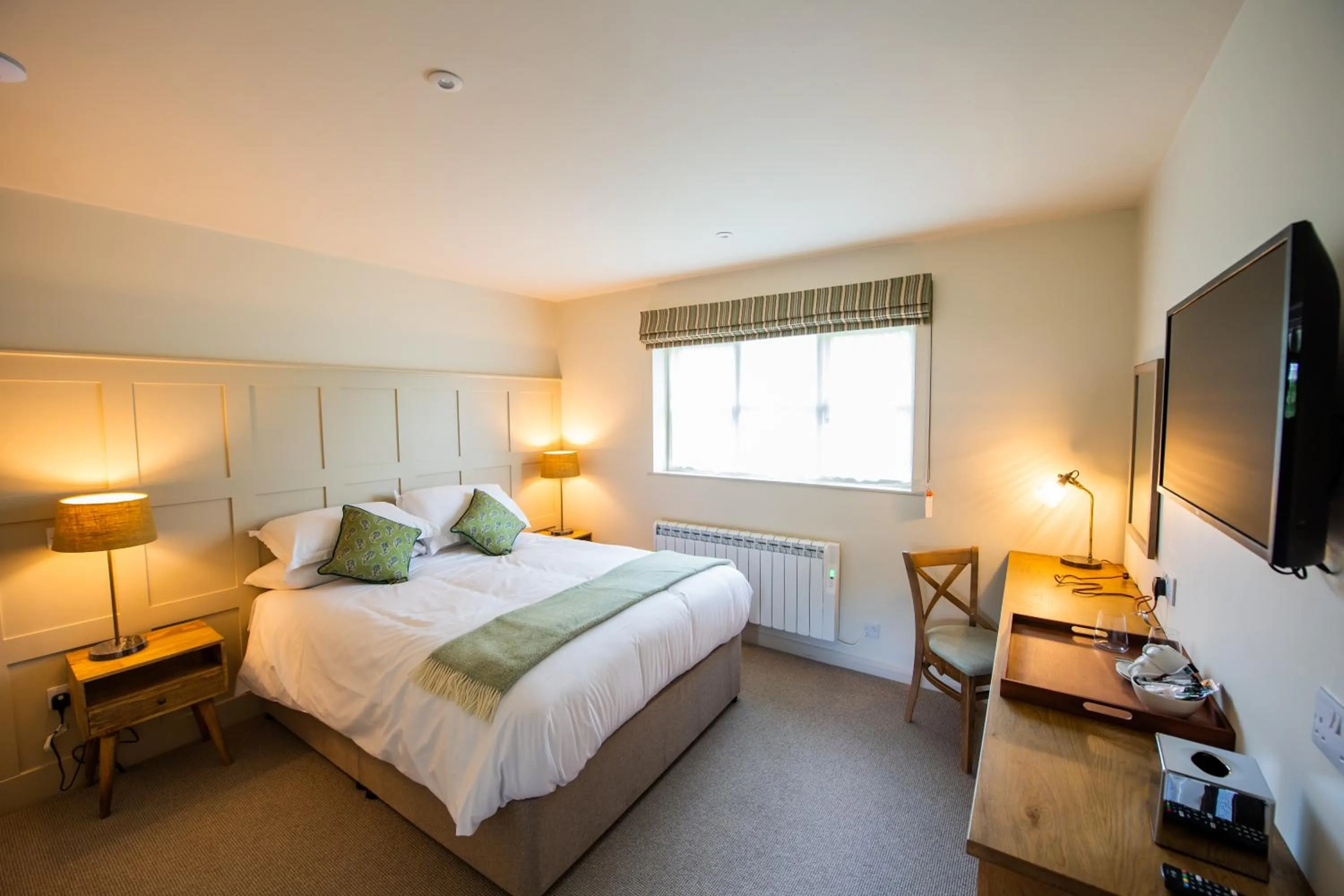 Bedroom, Bed in The Coach and Horses