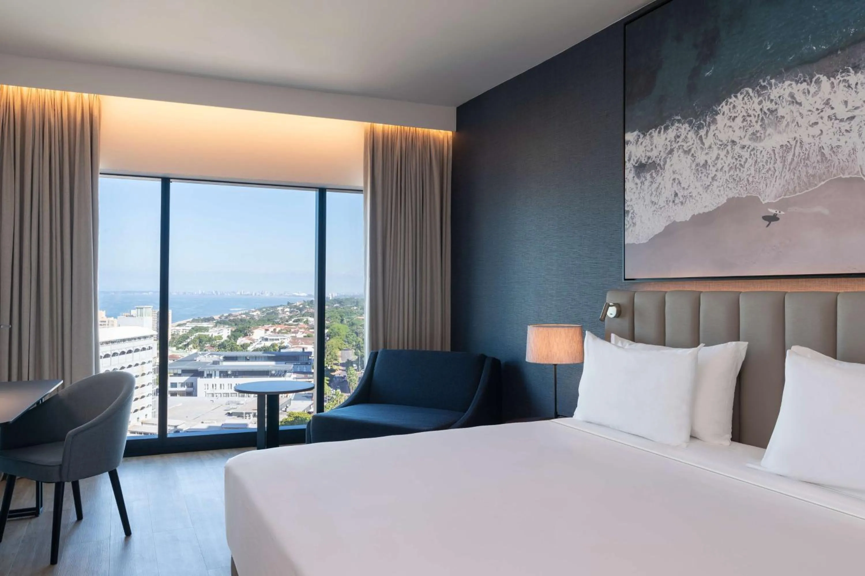 Bedroom, Bed in Radisson Blu Hotel, Durban Umhlanga