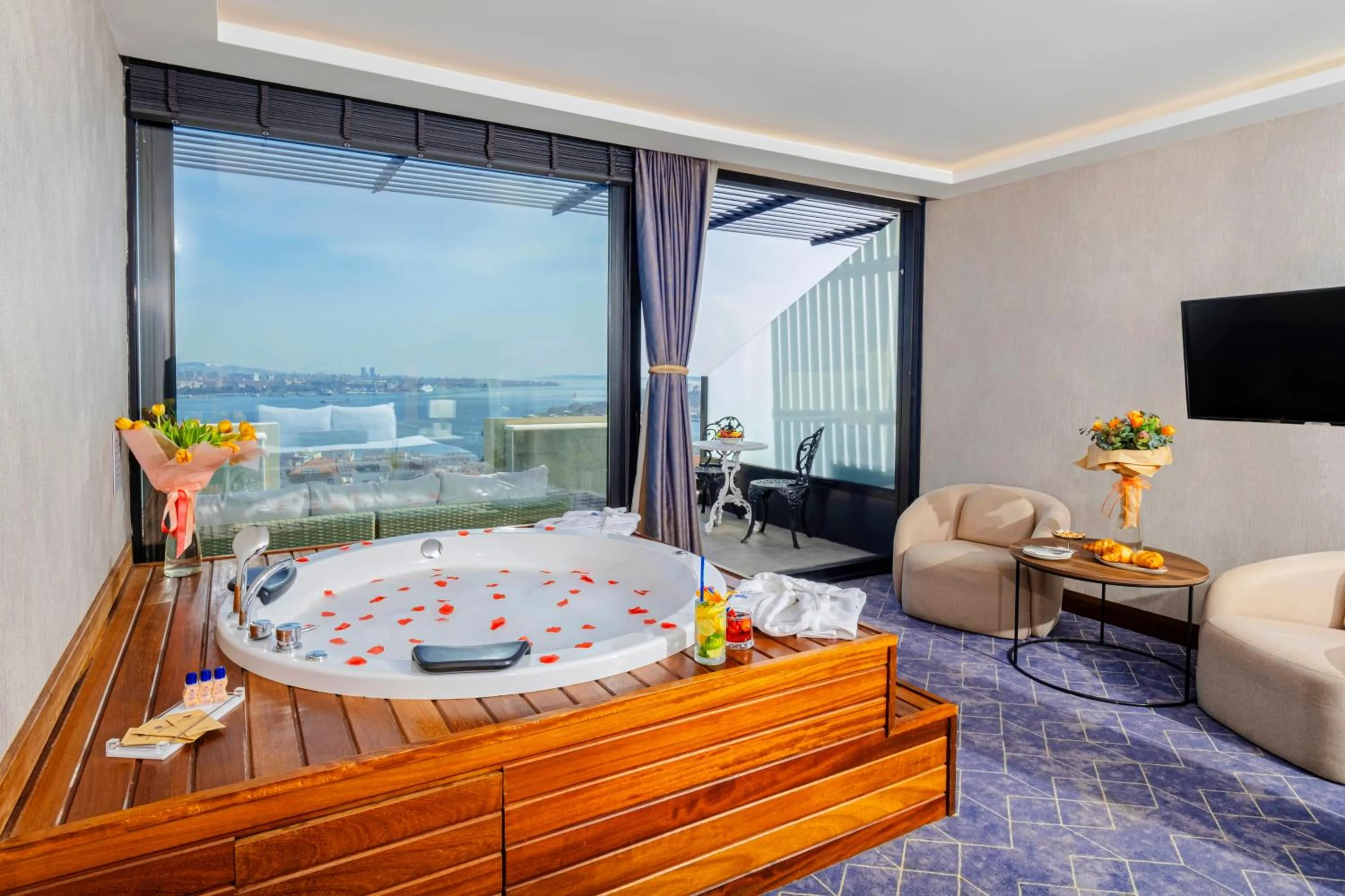 Living room in Ring Stone Hotels Bosphorus - Special Class